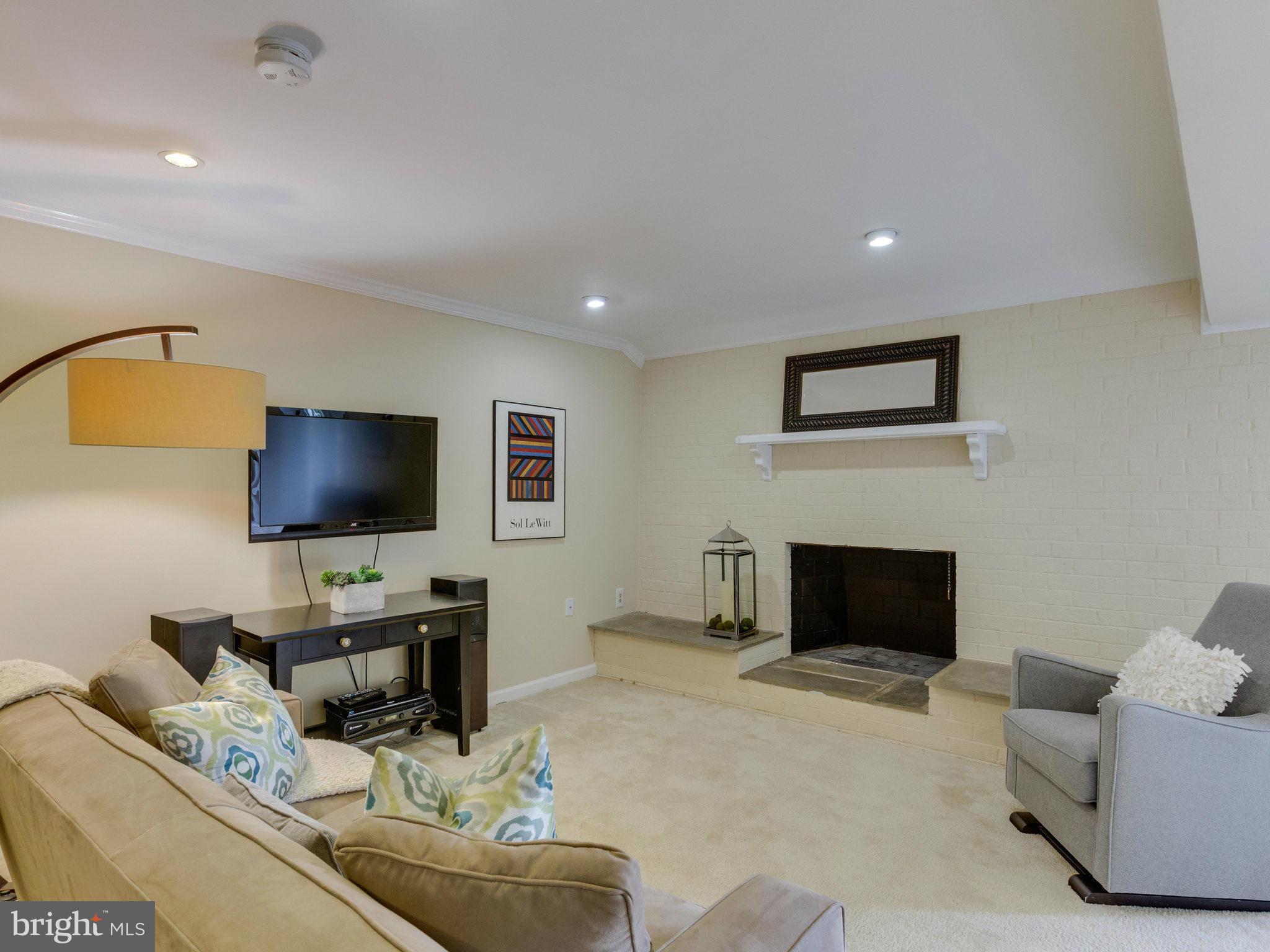 LAKE WINDERMERE - Residential