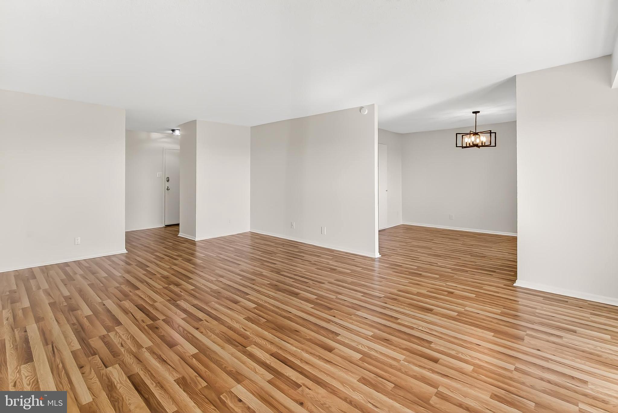 WATERGATE AT LANDMARK - Residential