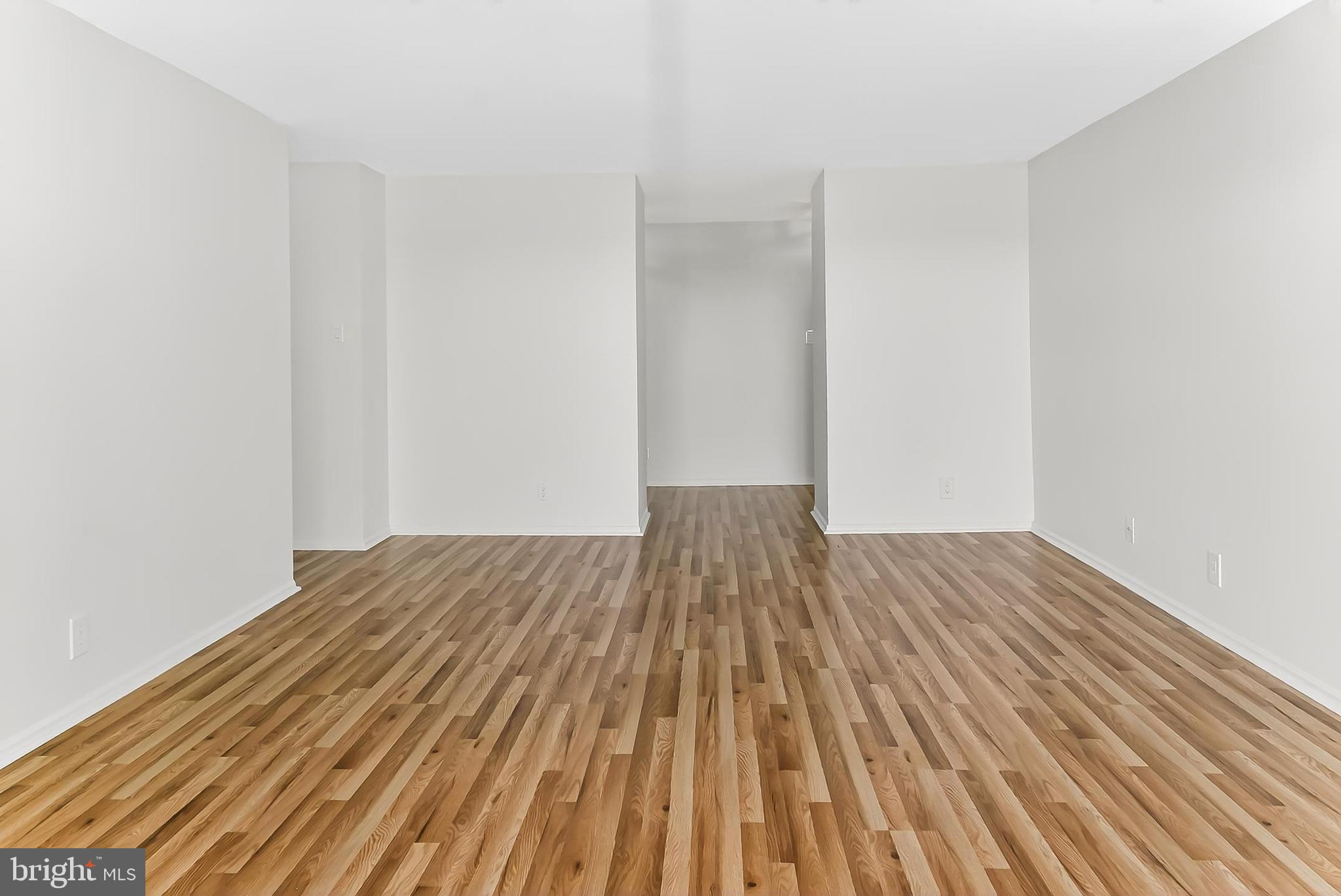 WATERGATE AT LANDMARK - Residential