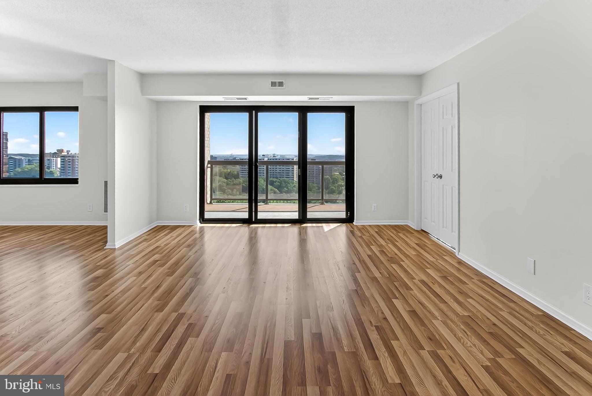 WATERGATE AT LANDMARK - Residential