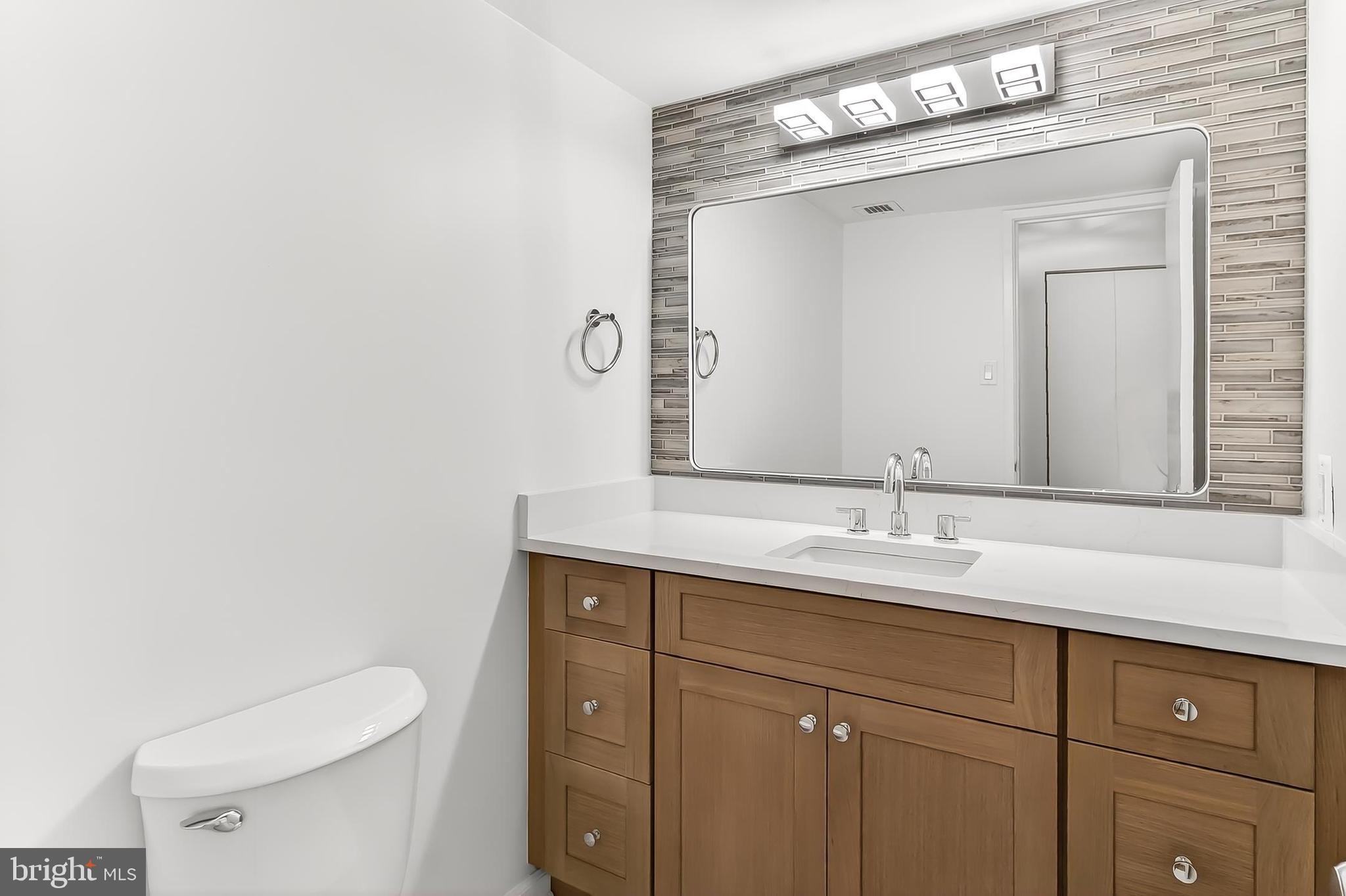 WATERGATE AT LANDMARK - Residential