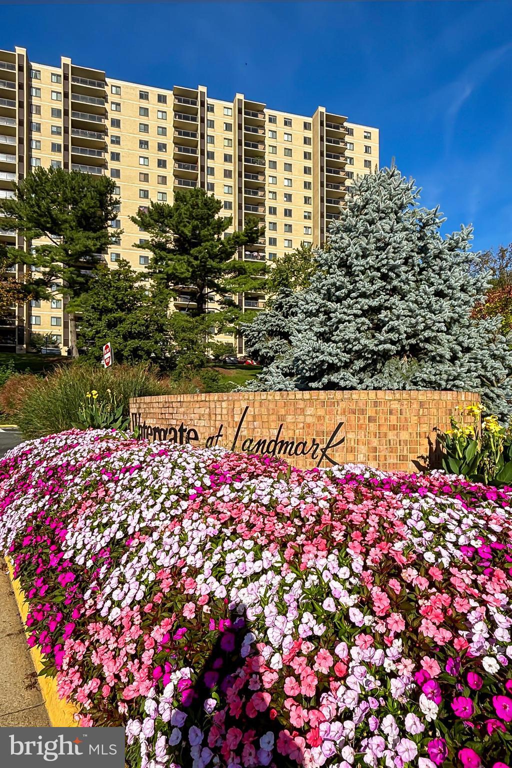 WATERGATE AT LANDMARK - Residential