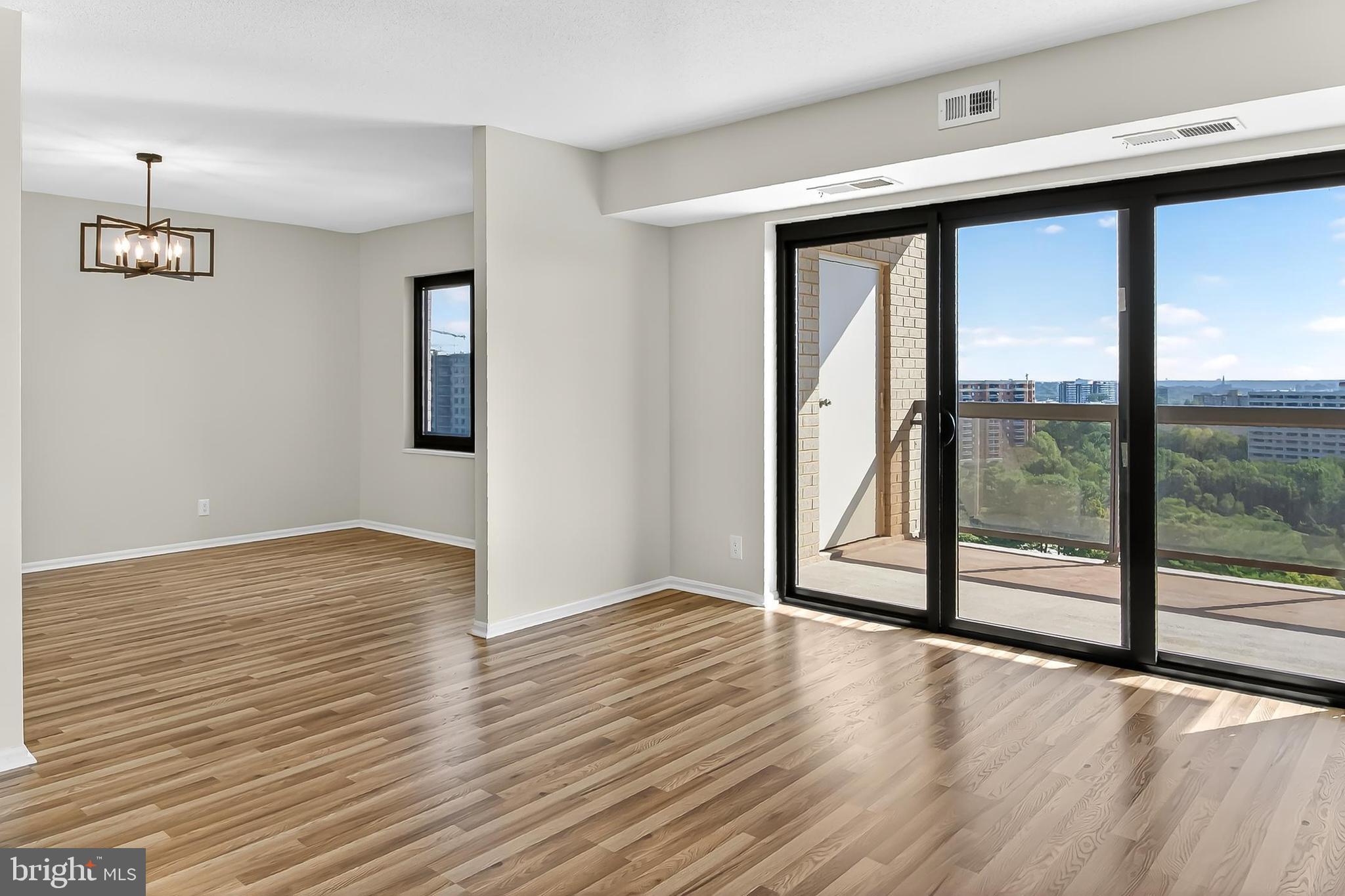 WATERGATE AT LANDMARK - Residential