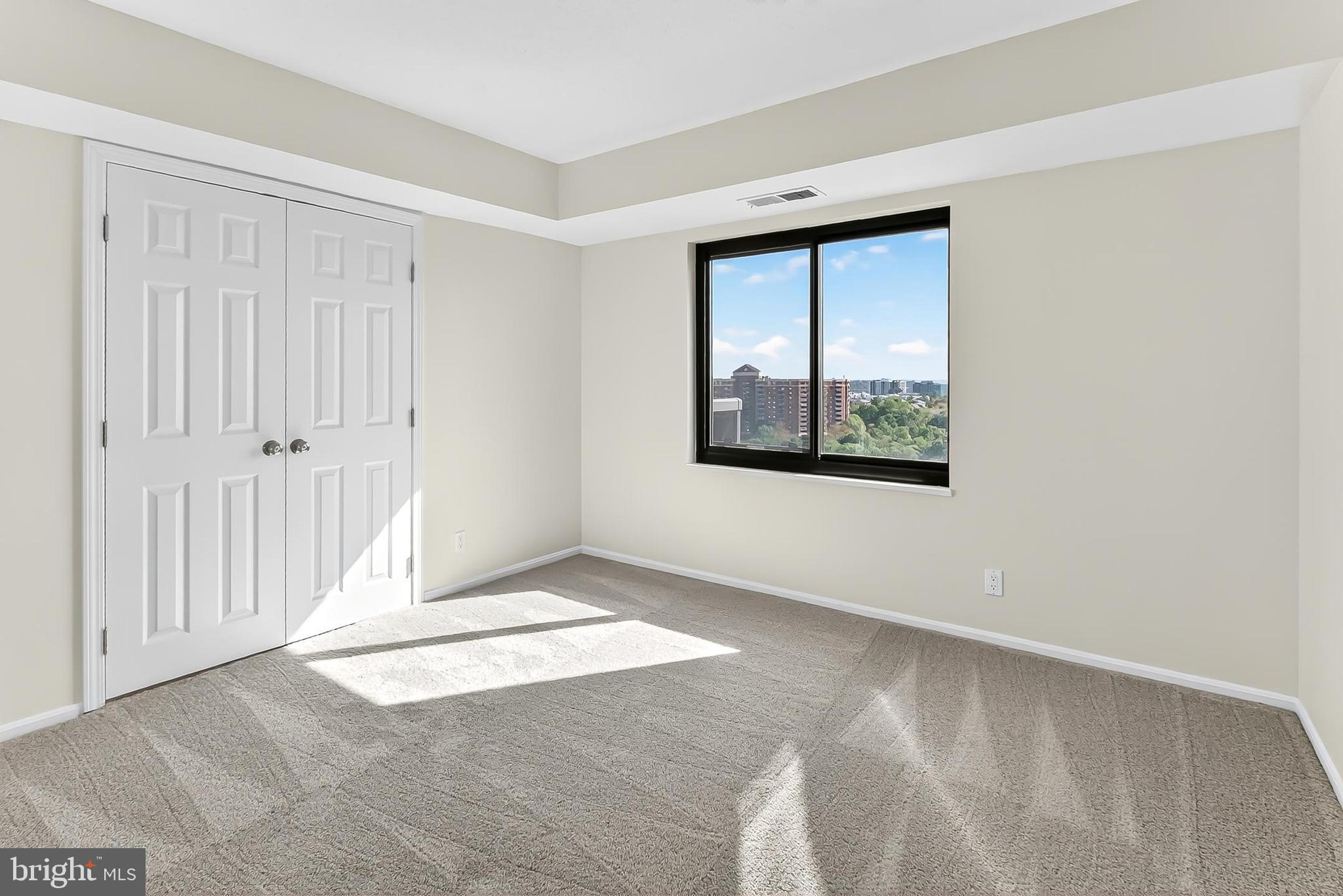 WATERGATE AT LANDMARK - Residential