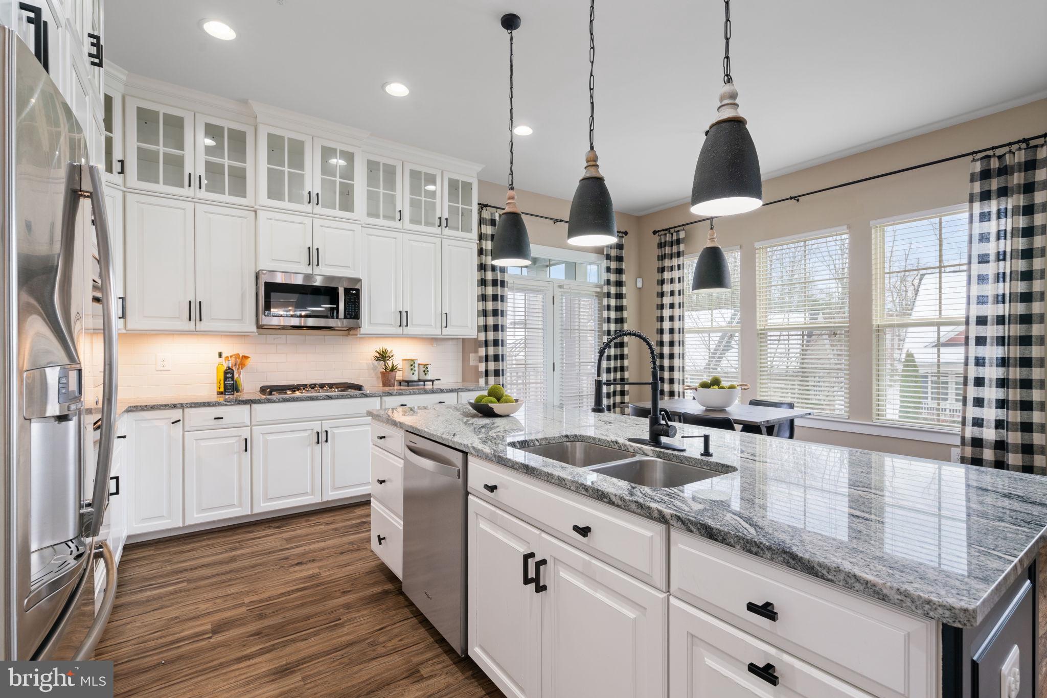 POTOMAC SHORES - Residential