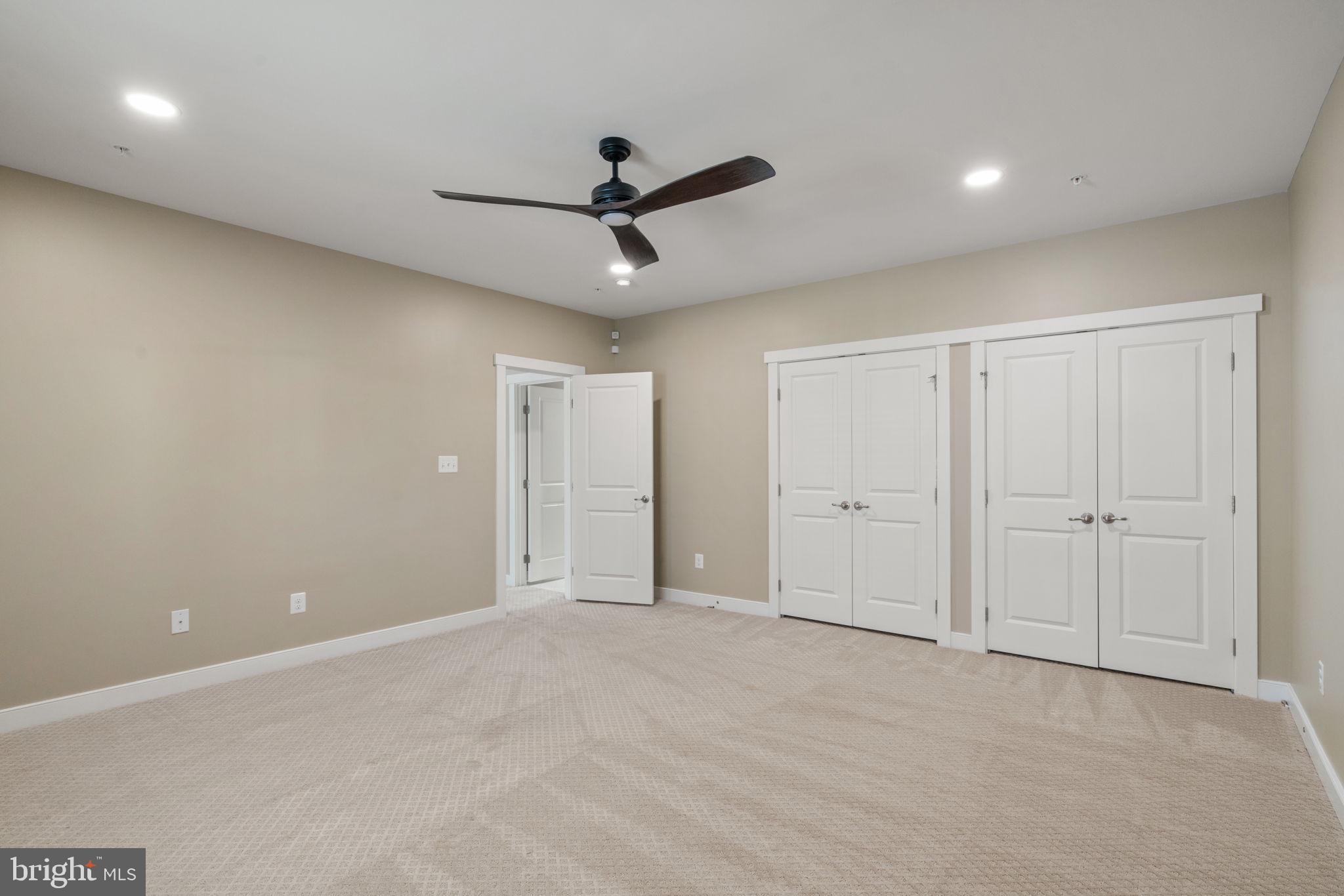 POTOMAC SHORES - Residential