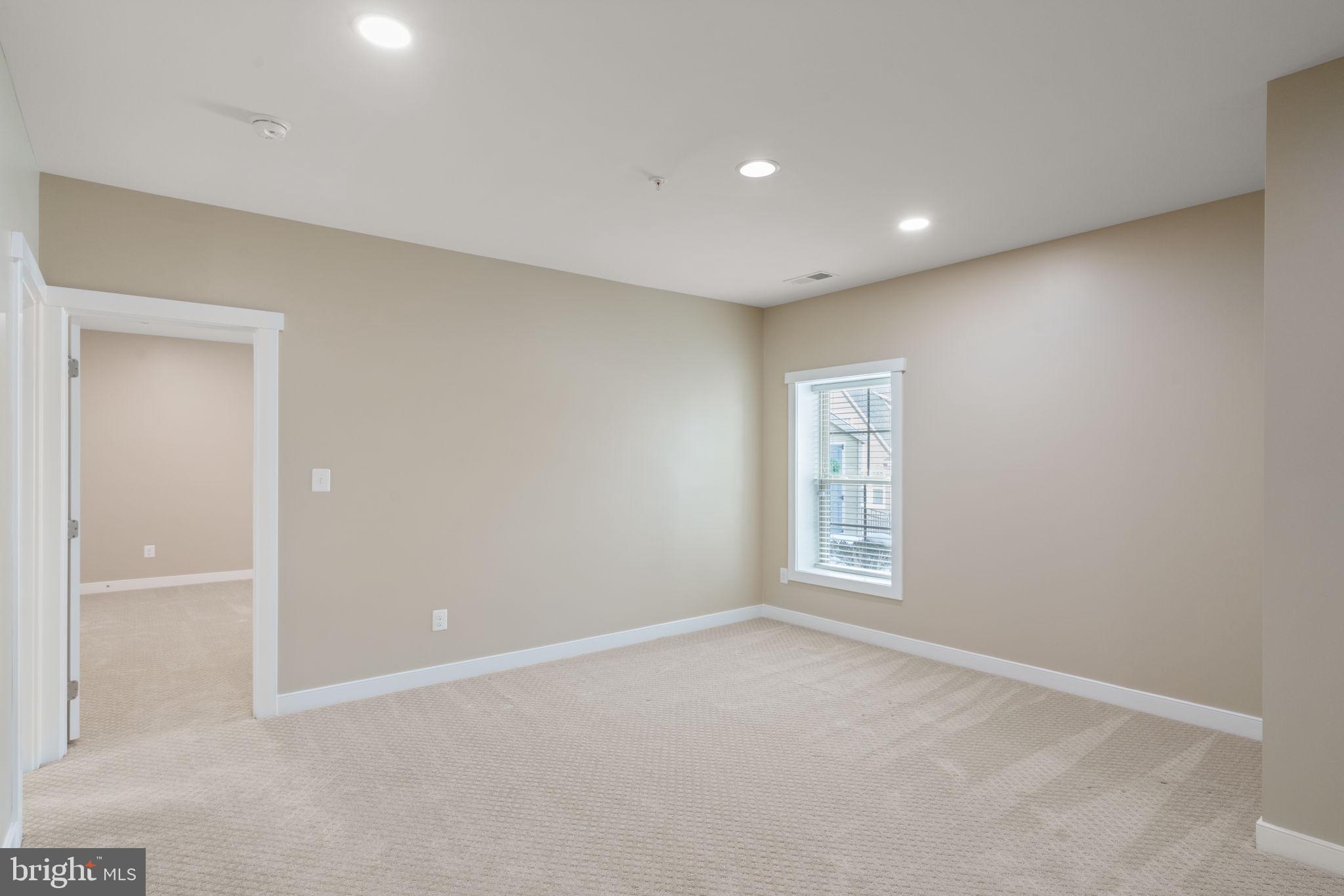 POTOMAC SHORES - Residential