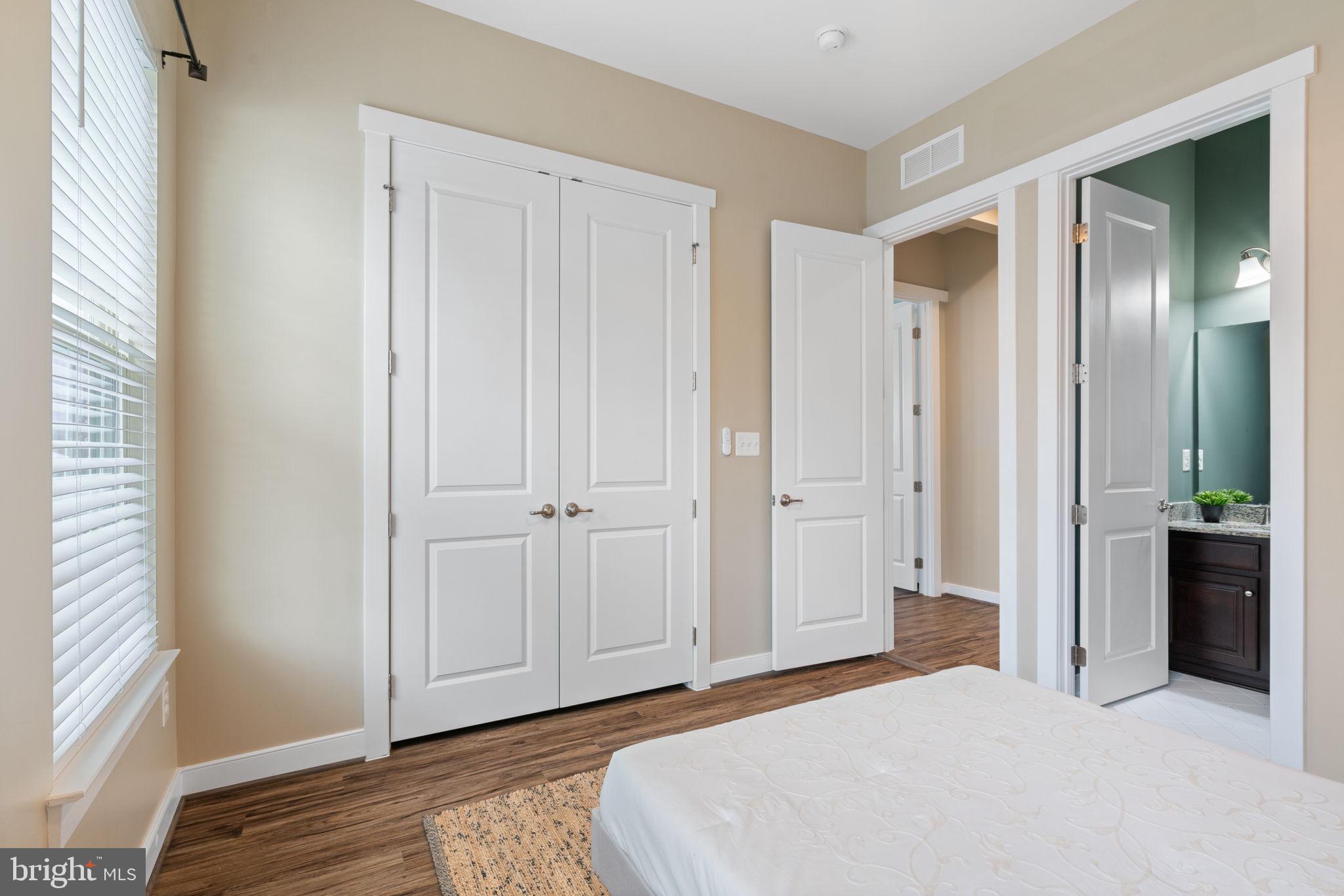 POTOMAC SHORES - Residential