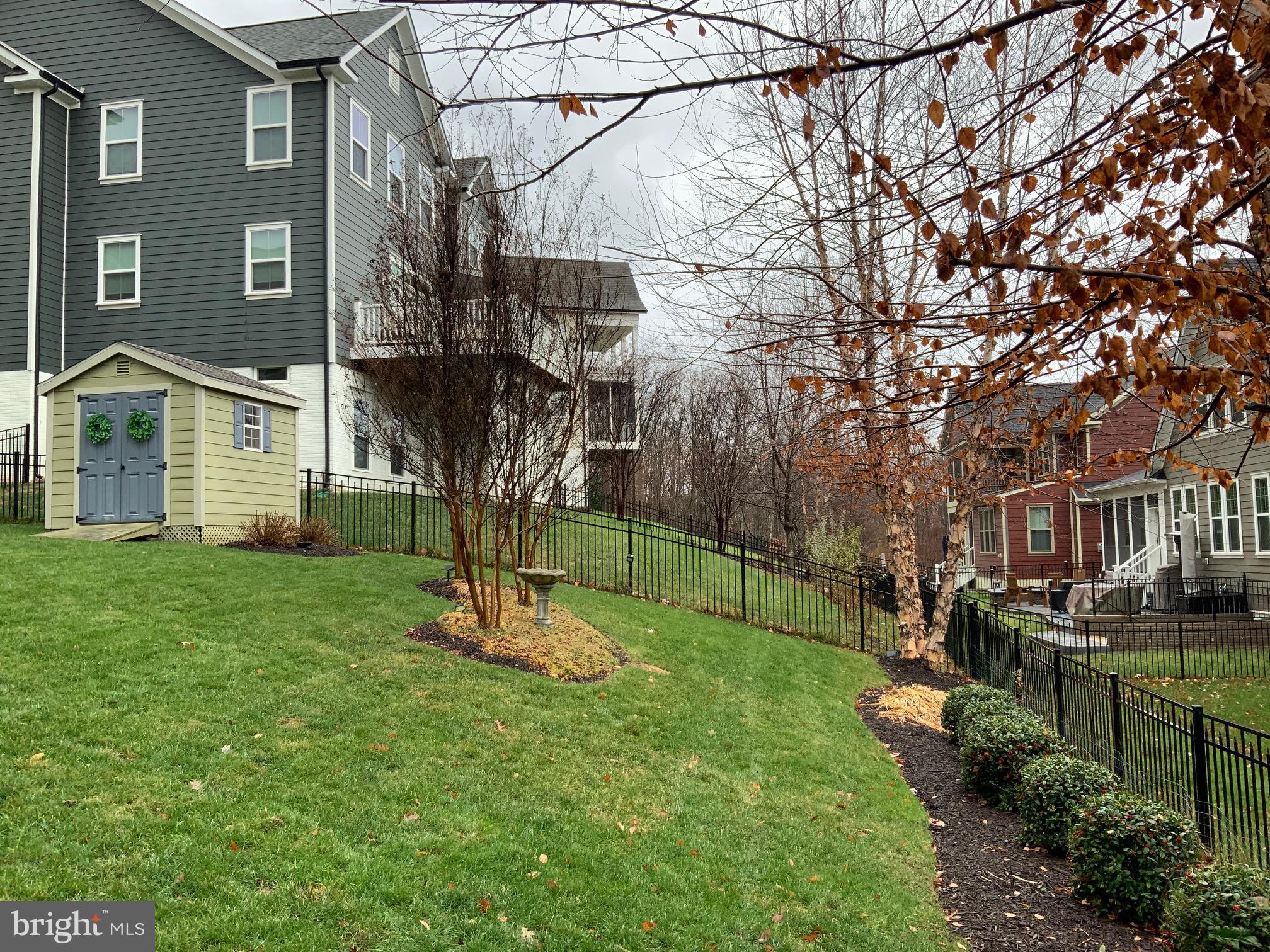 POTOMAC SHORES - Residential