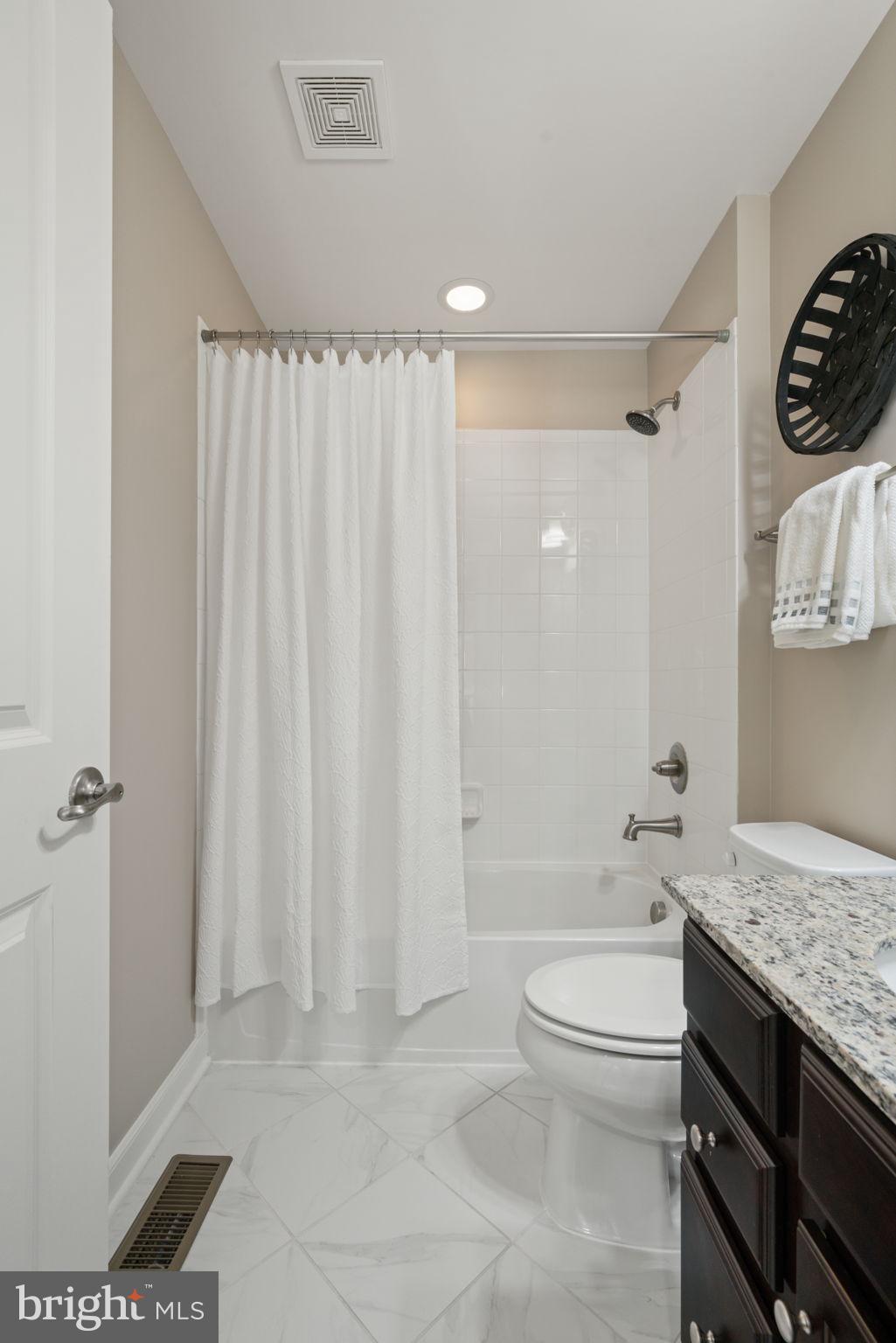 POTOMAC SHORES - Residential