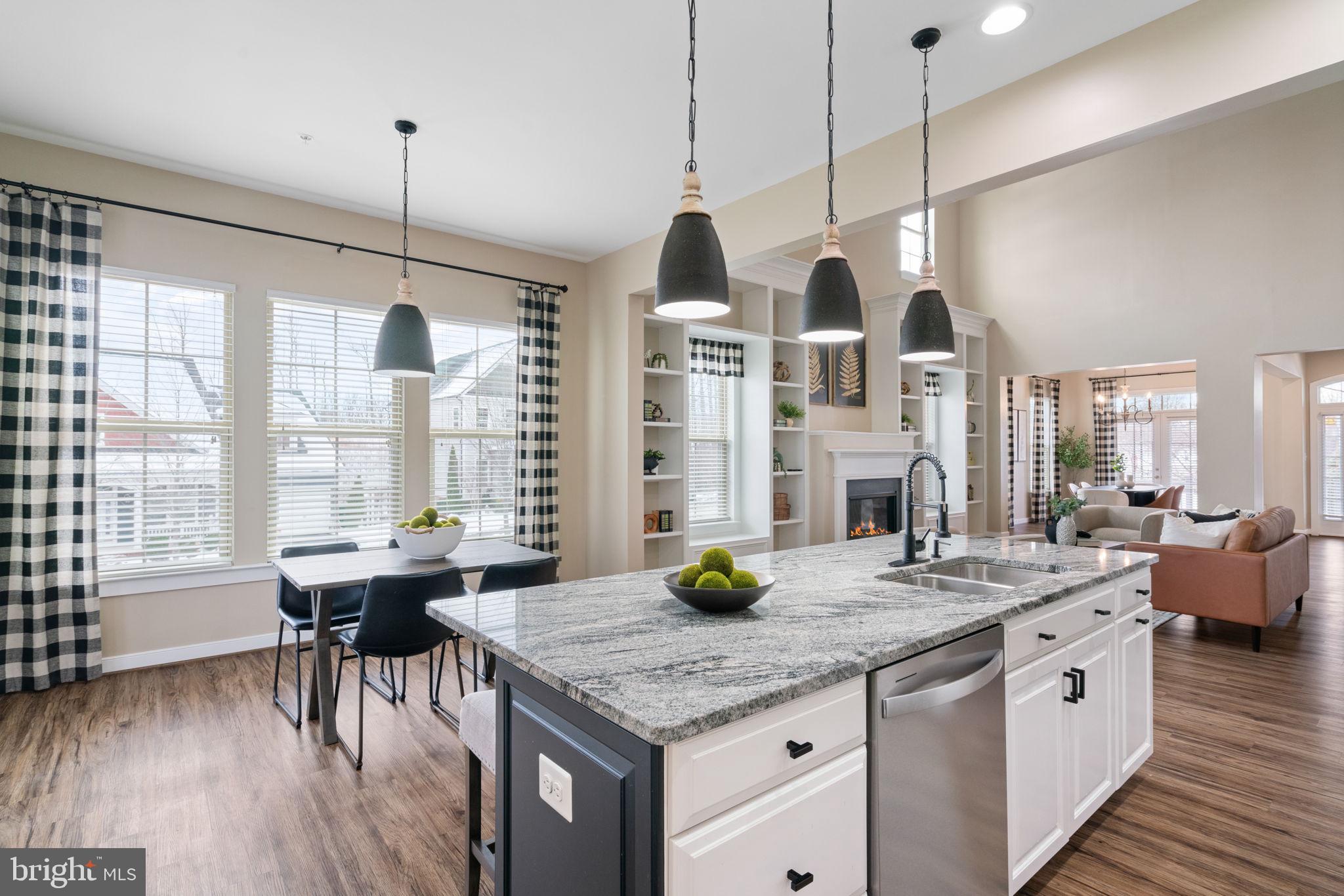 POTOMAC SHORES - Residential