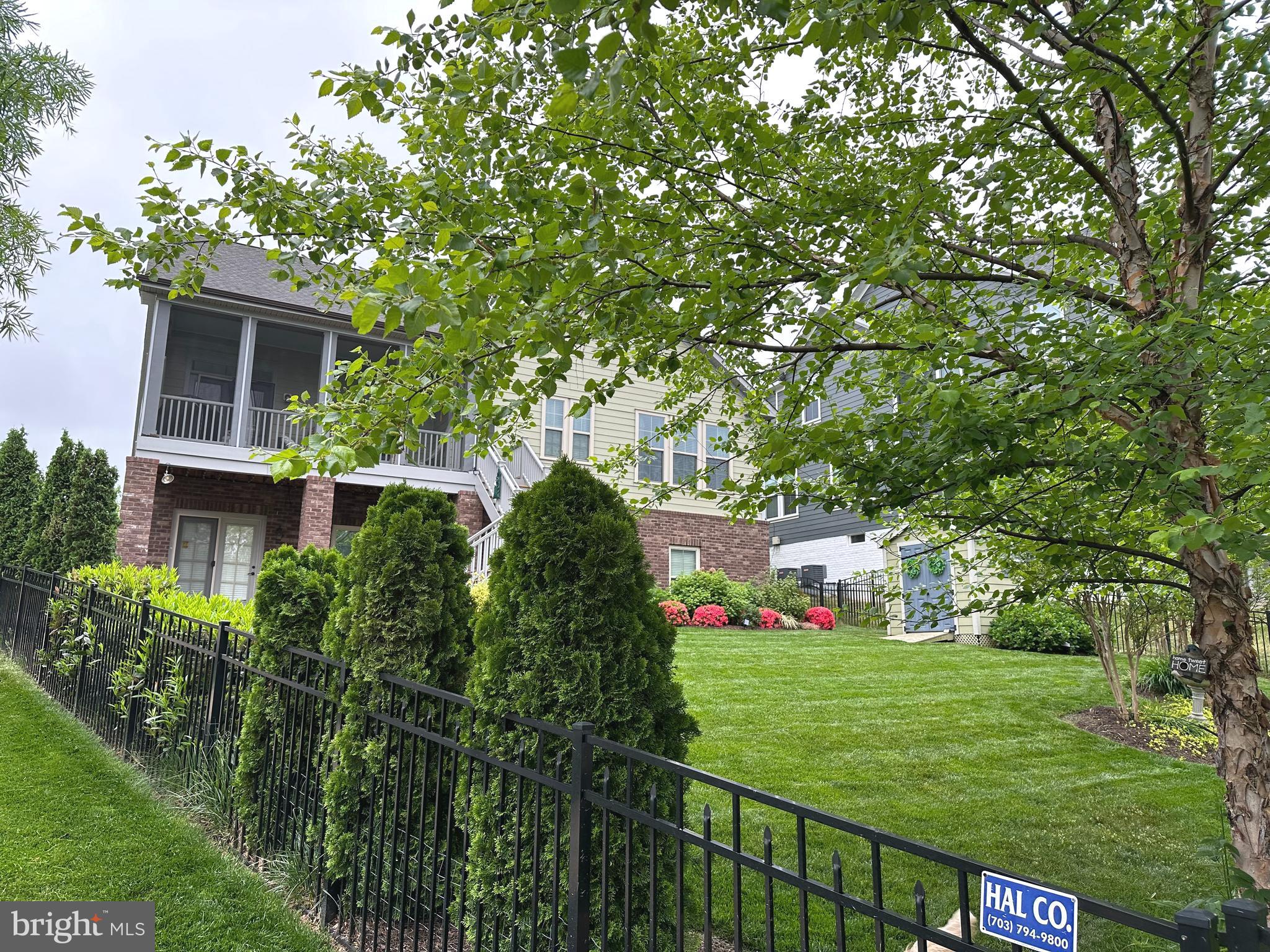 POTOMAC SHORES - Residential