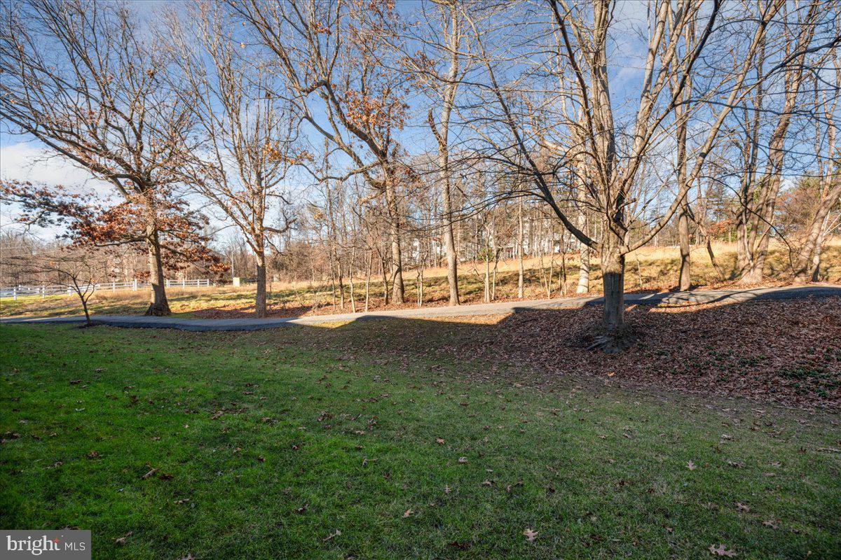 WEXFORD GARDEN CONDOMINIUMS - Residential