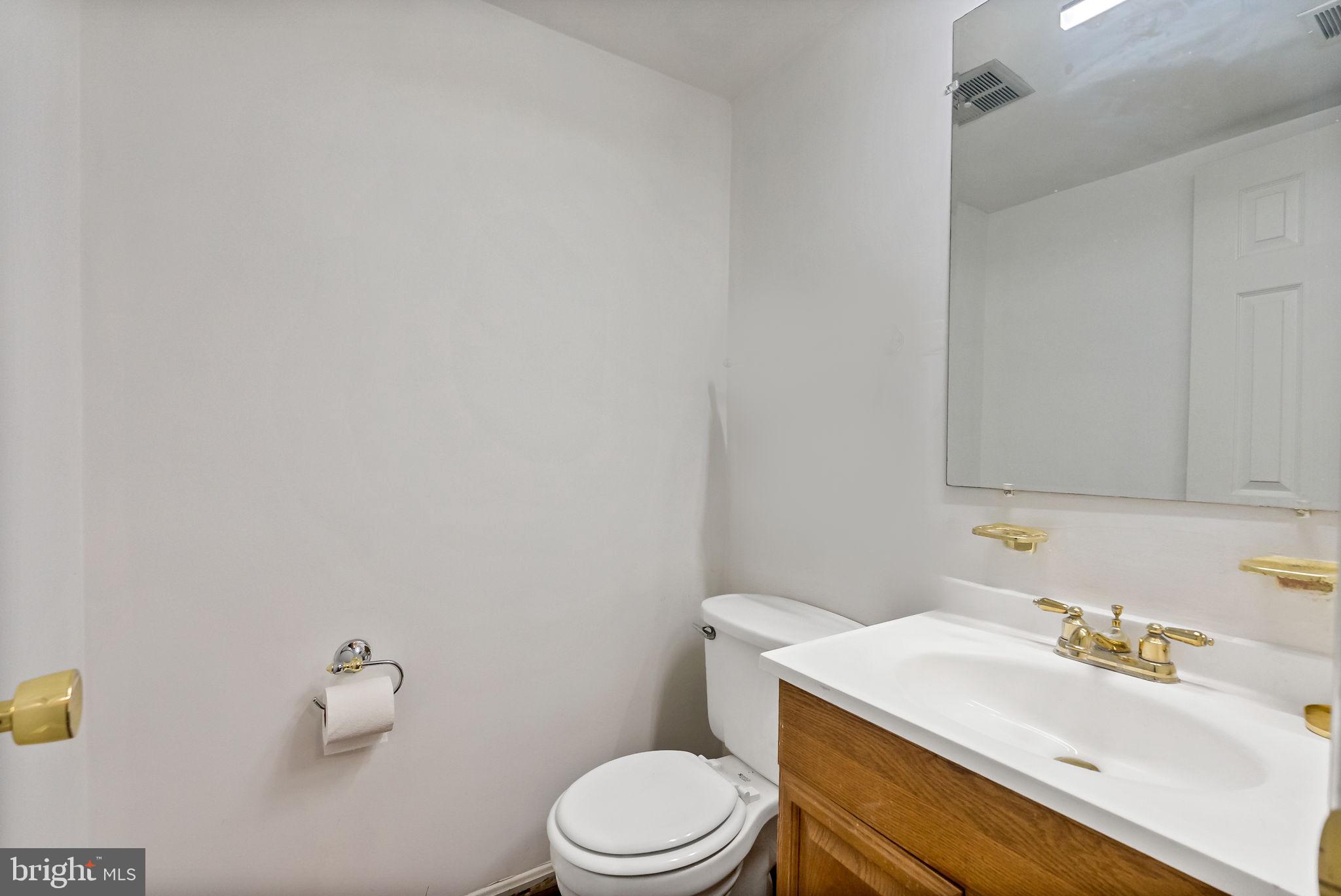 GLEN ALDEN - Residential Lease