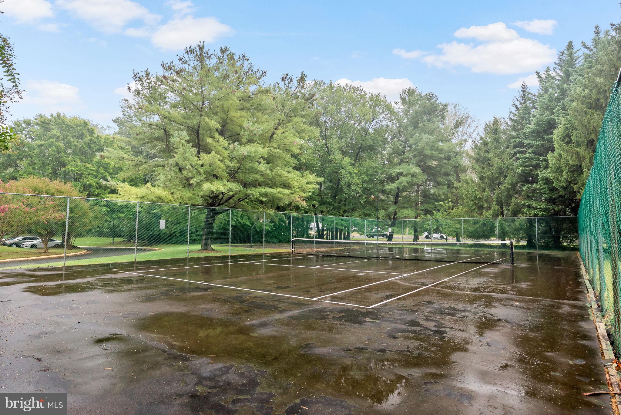 GLEN ALDEN - Residential Lease