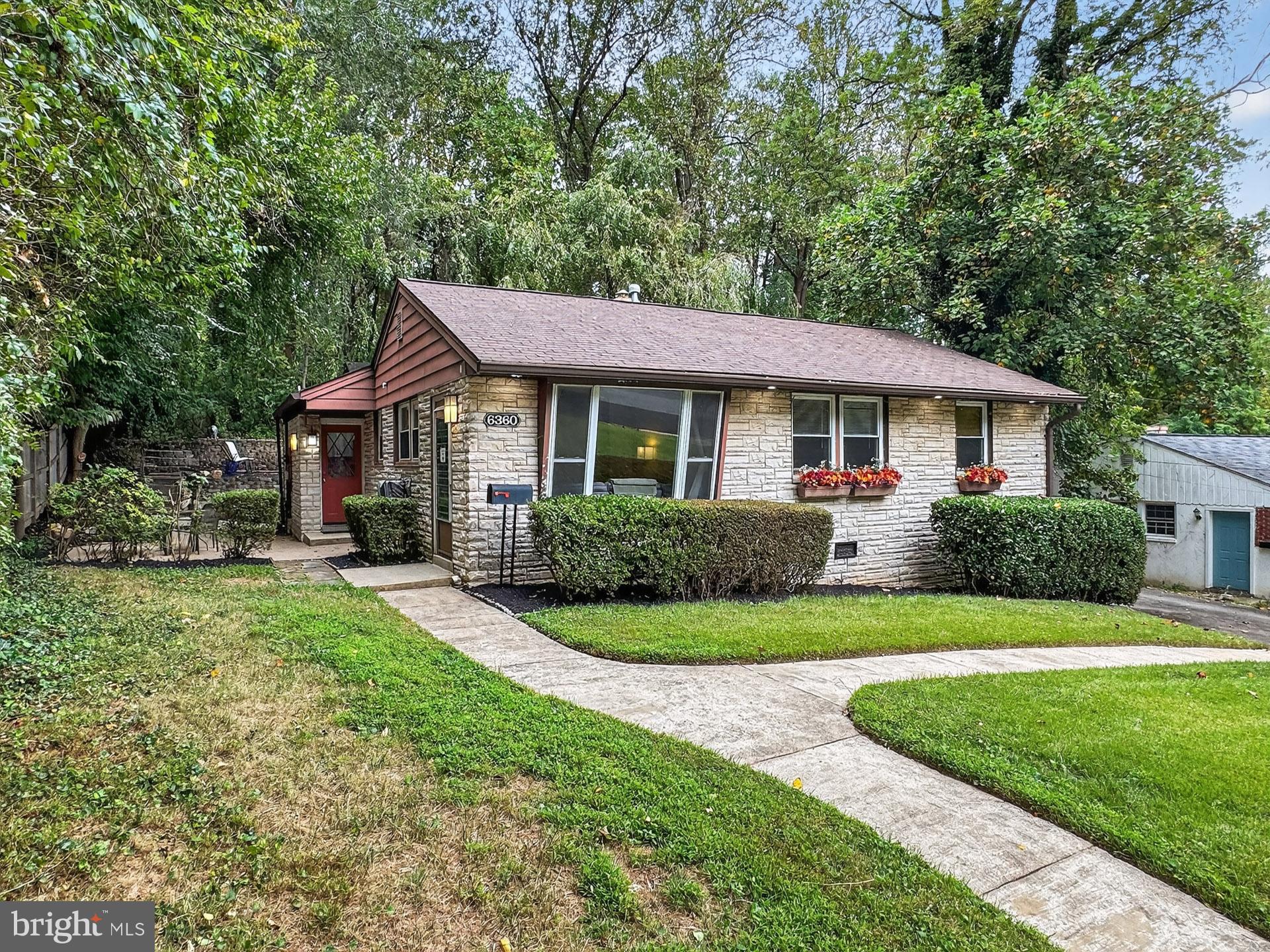 6360 LAKEWOOD DRIVE