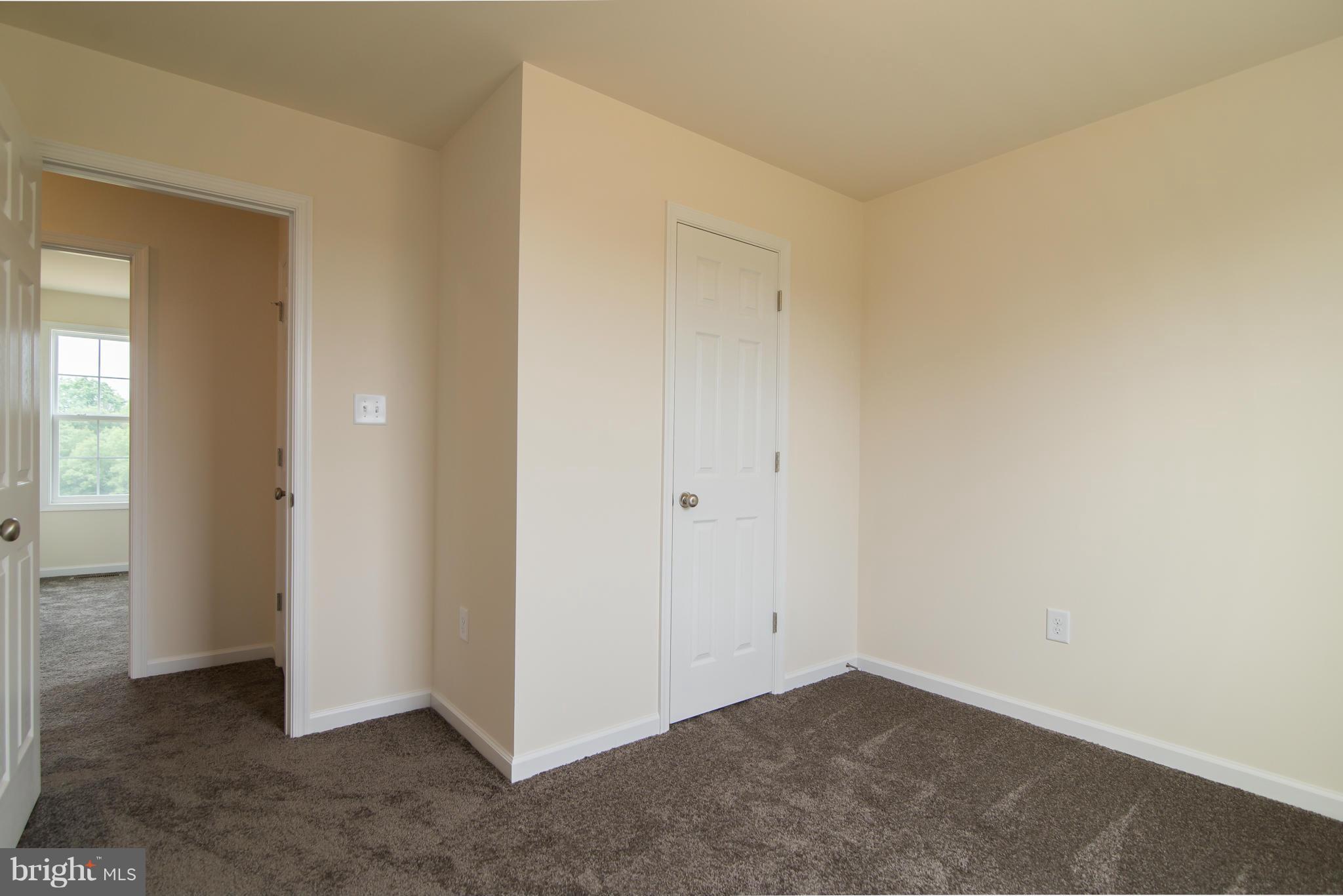 BOYDS CROSSING - Residential