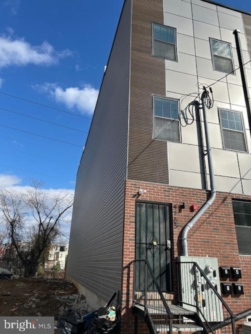 *Available Now!* New construction bi-level 2 bedroom, 1.5 bathroom apartment located on the second floor and upper level that features tile flooring, central air, and washer/dryer in unit with keyless entry ! Plenty of spotlights and sun filled living space ,The main floor contains kitchen with top-of-the-line finishes throughout including modern cabinetry, sleek hardware, counter tops, and stainless steel dishwasher, microwave, refrigerator and electric stove/oven a bright windows and a half bathroom. upstairs, you'll enjoy an open floor plan and  you'll also find the full bathroom with a beautifully modern vanity and the second bedroom with a large closets!, Great views from the rooftop. Can't beat this location! Quick drive  to Drexel, U Penn, Presbyterian Hospital, local restaurants and cafes. Close to many Septa bus routes including the Market-Frankford Blue Line, minutes away from 30th Street Station, with access to all Regional Train Lines. Close to Center City Philadelphia, Art Museum and the Philadelphia Zoo.