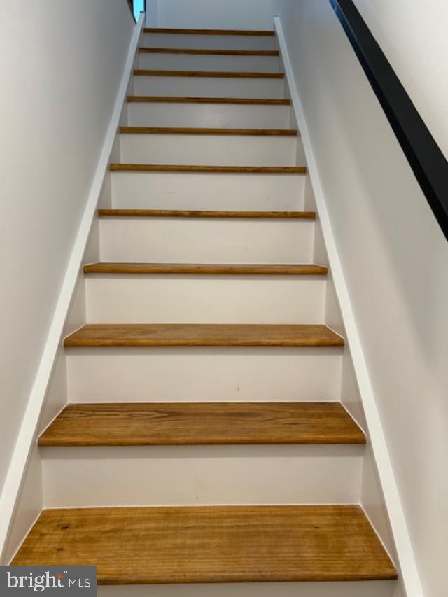 MANTUA - Residential Lease