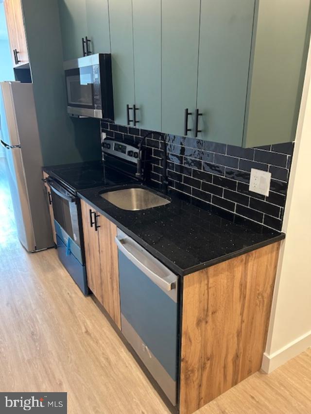 MANTUA - Residential Lease