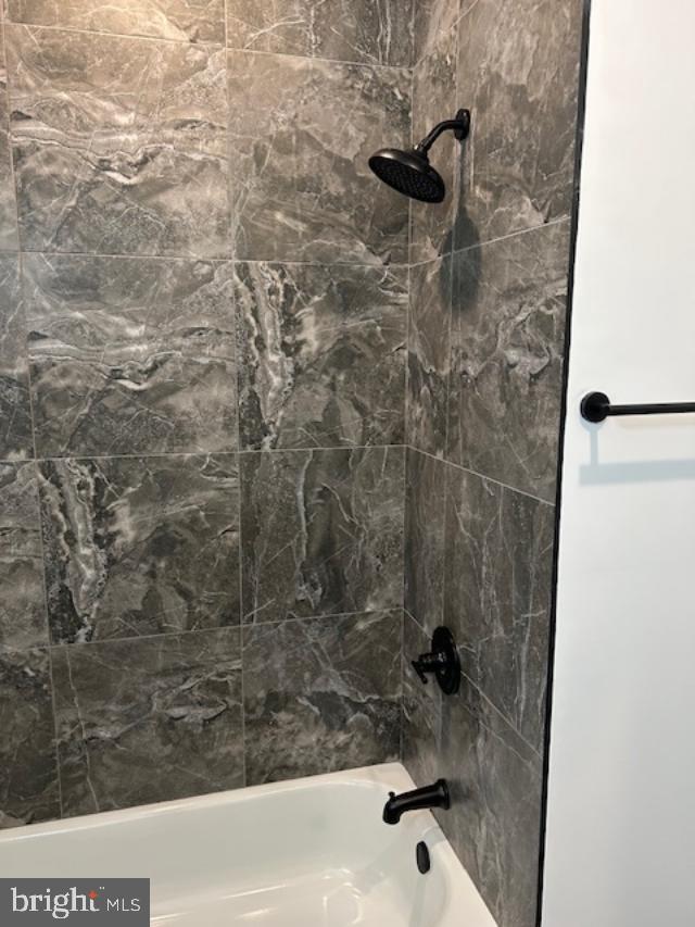 MANTUA - Residential Lease