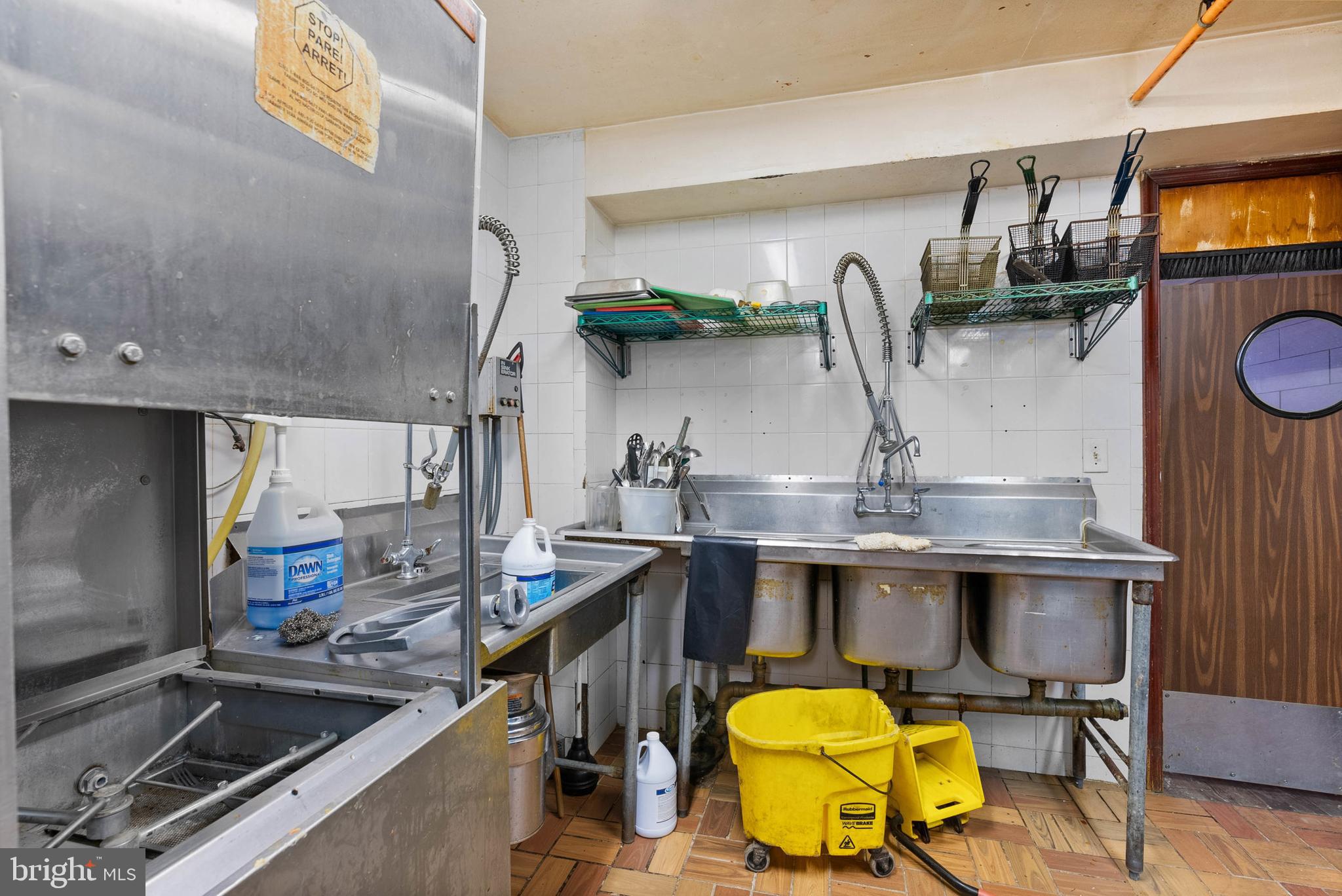BELLA VISTA - Commercial Sale
