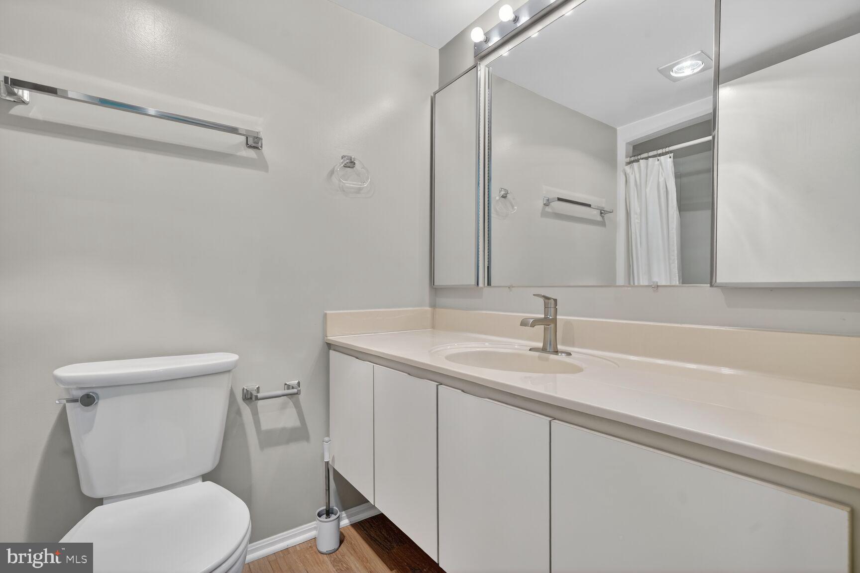 GREENS AT LEISURE WORLD - Residential