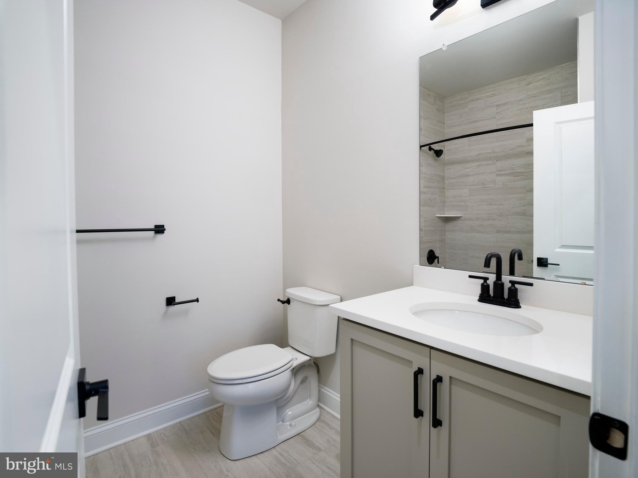 NEWTOWN WALK AT ELLIS PRESERVE - Residential