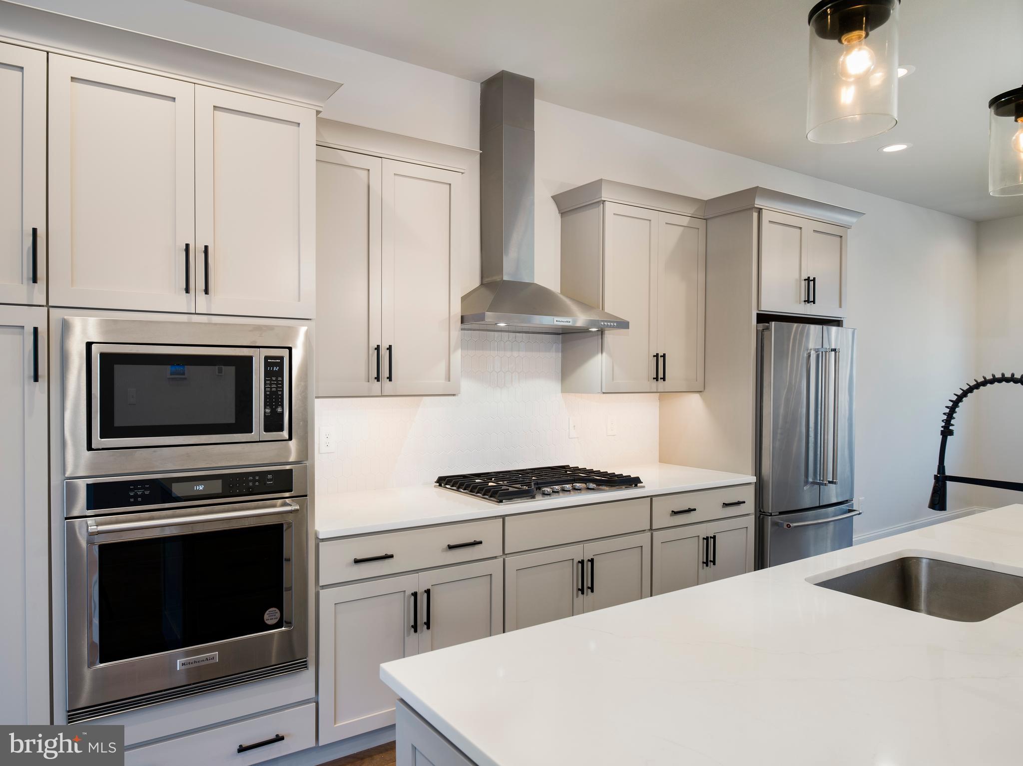 NEWTOWN WALK AT ELLIS PRESERVE - Residential