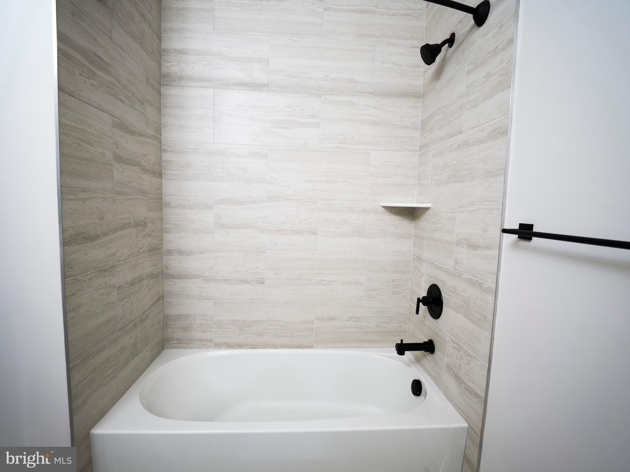 NEWTOWN WALK AT ELLIS PRESERVE - Residential