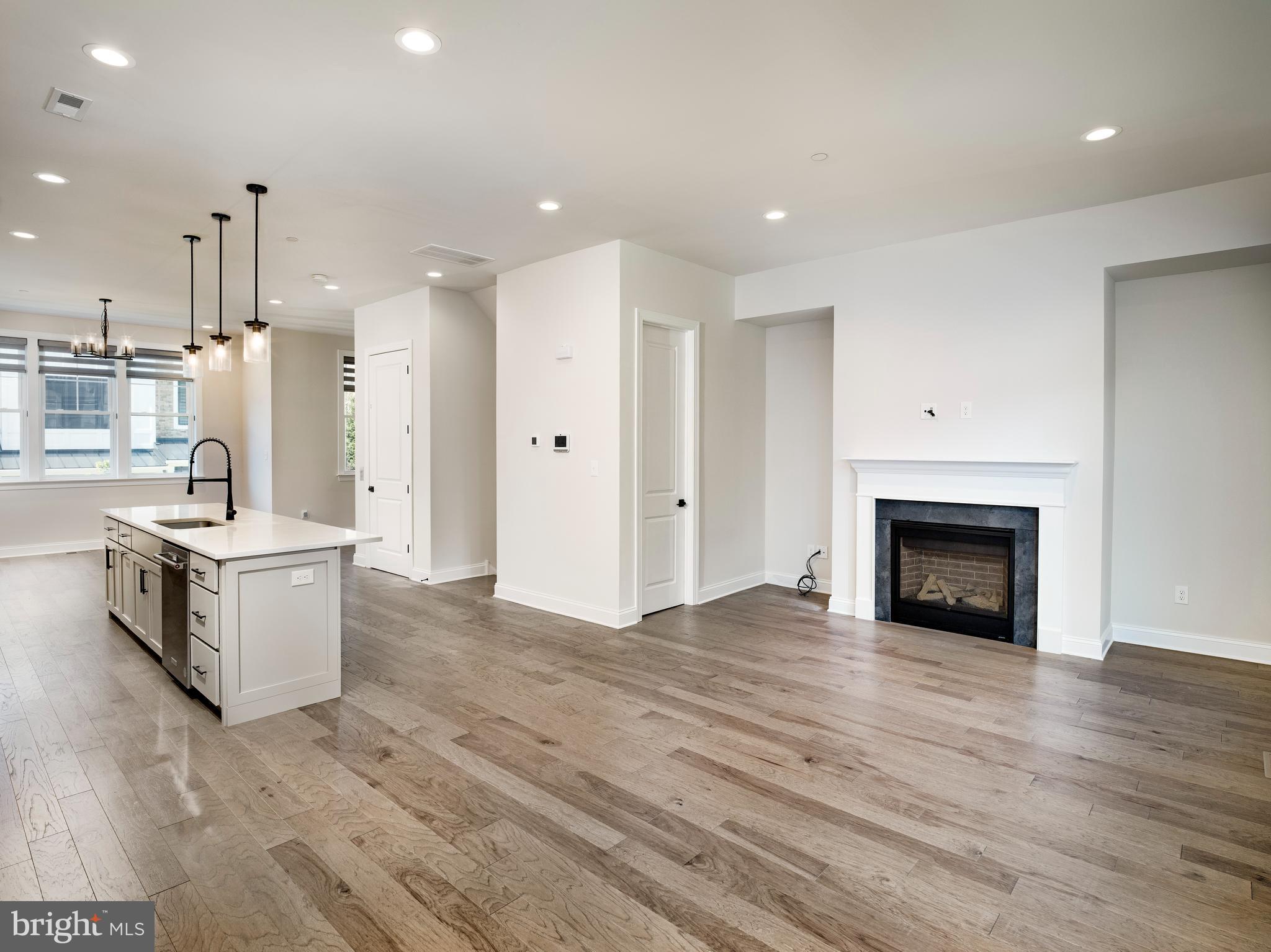 NEWTOWN WALK AT ELLIS PRESERVE - Residential