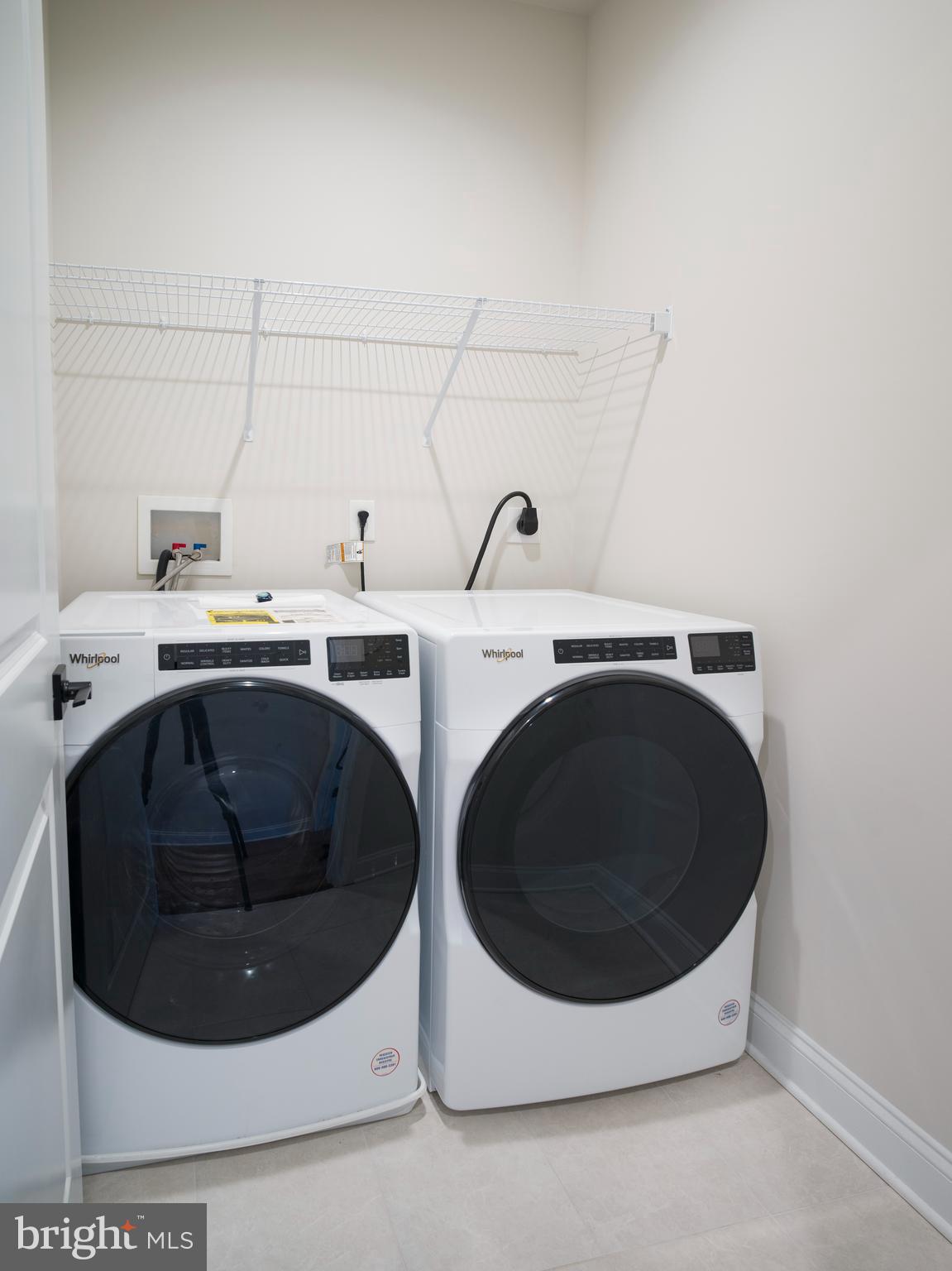 NEWTOWN WALK AT ELLIS PRESERVE - Residential