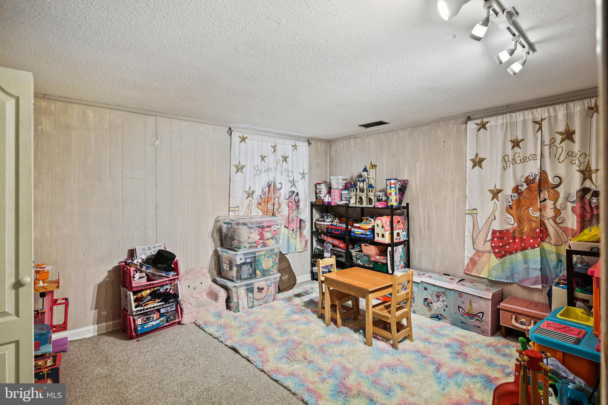 GLYNDON - Residential