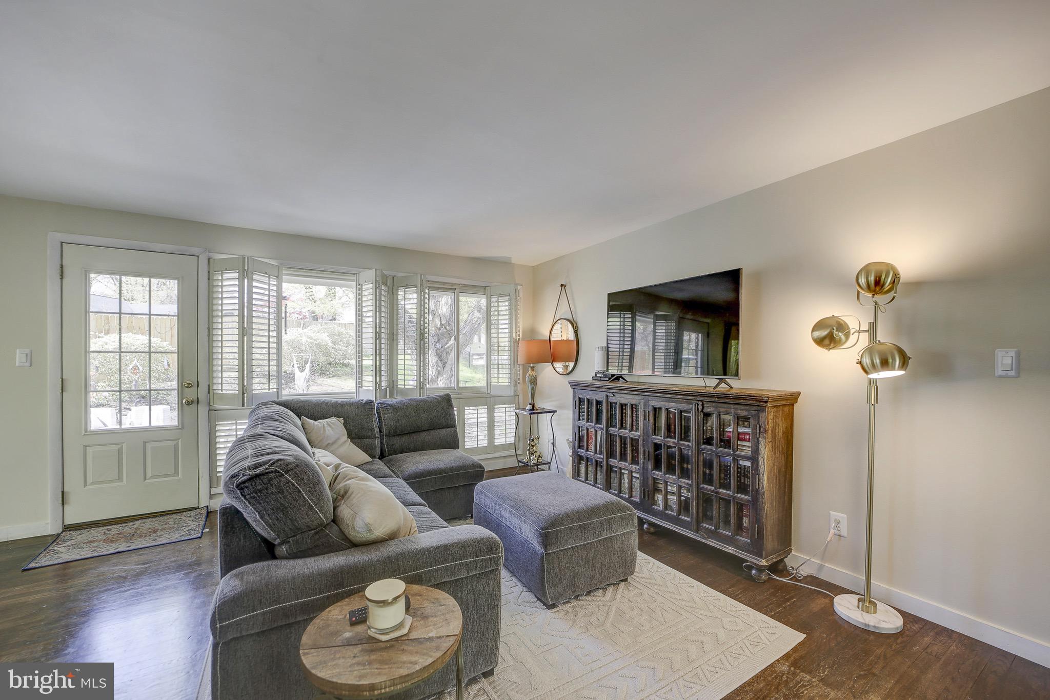 WILDWOOD MANOR - Residential