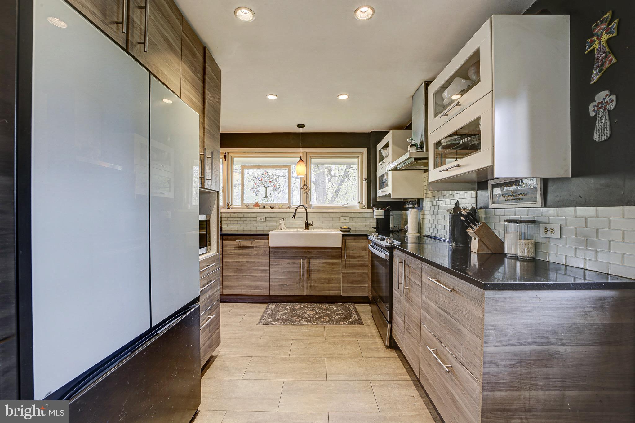 WILDWOOD MANOR - Residential