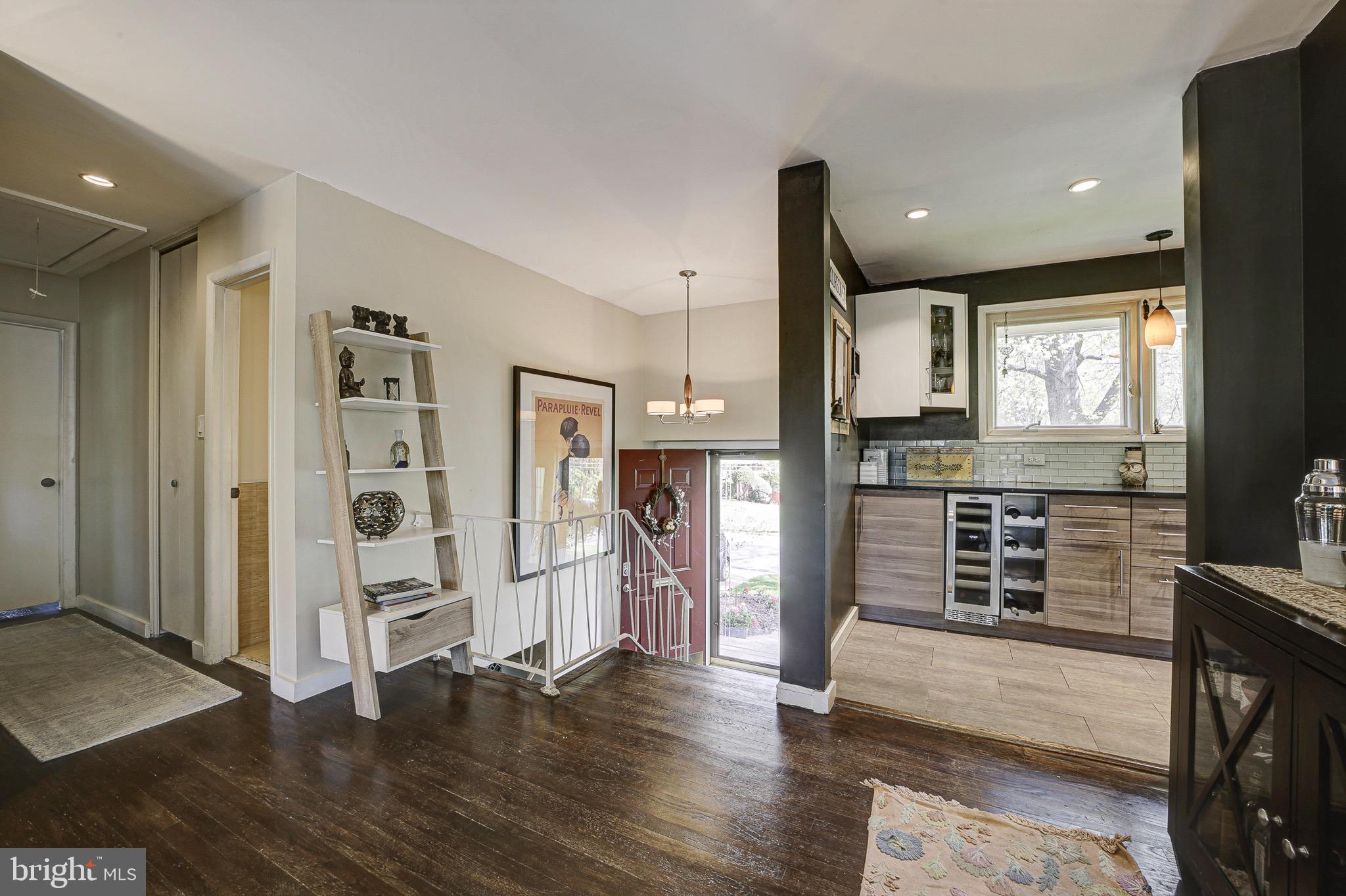 WILDWOOD MANOR - Residential