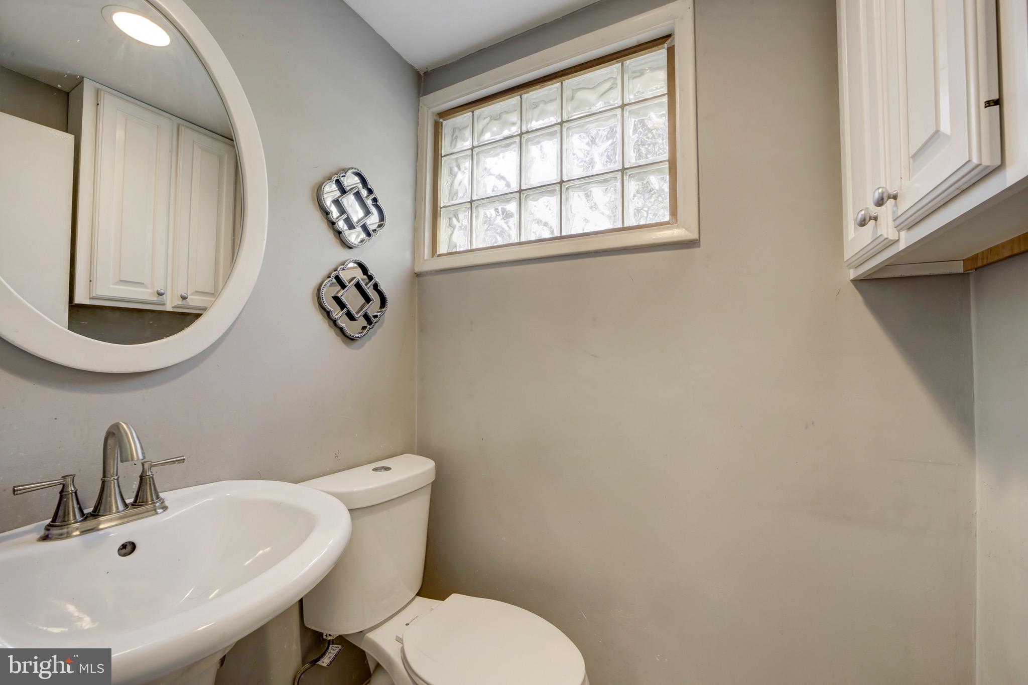 WILDWOOD MANOR - Residential