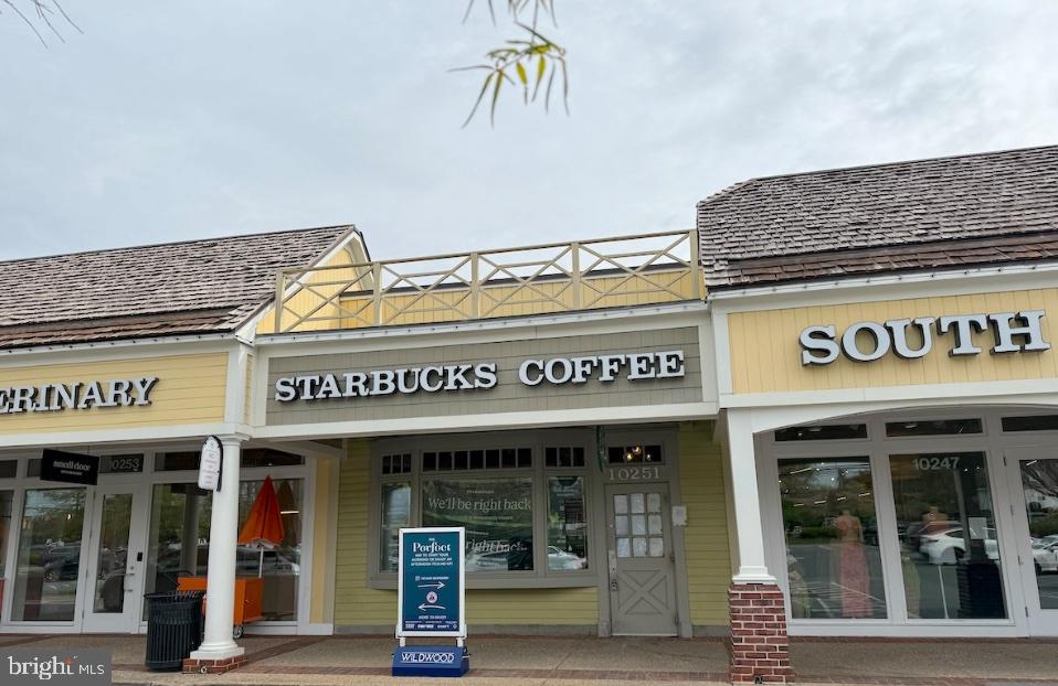 WILDWOOD MANOR - Residential