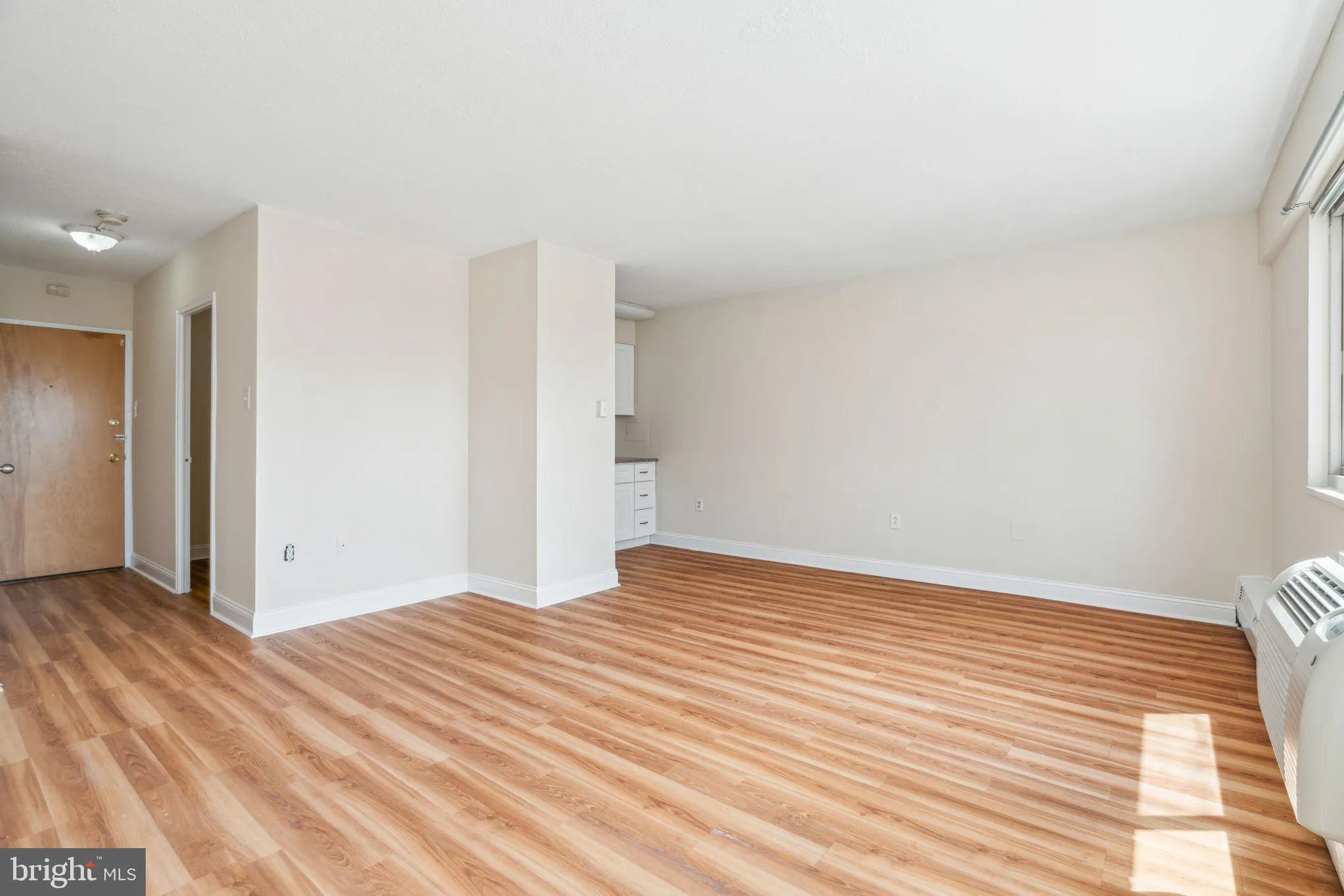 Philadelphia, Pennsylvania 19103, United States, ,1 BathroomBathrooms,Residential,Active,129352