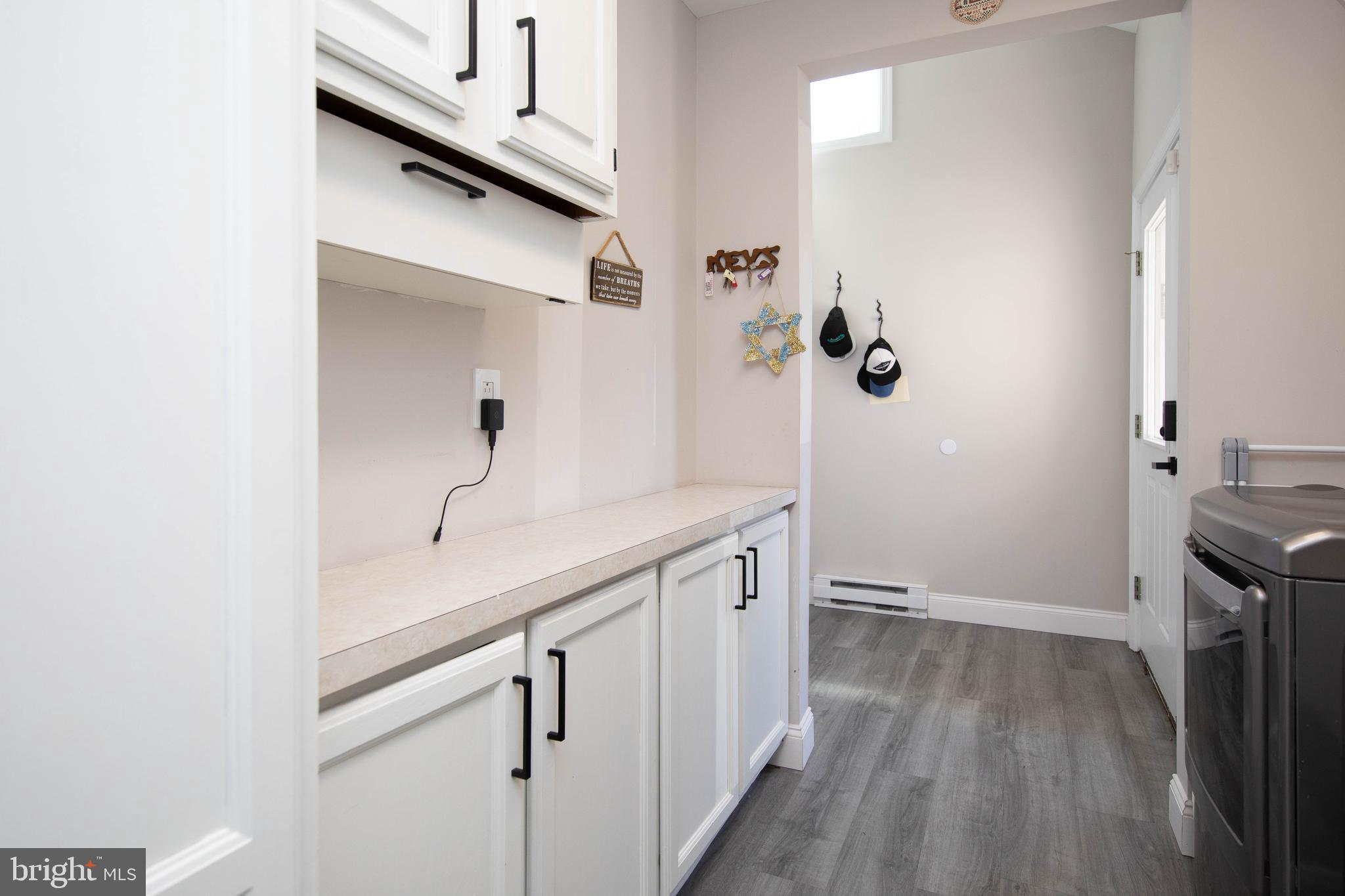 HIDDEN CREEK ESTATES - Residential Lease