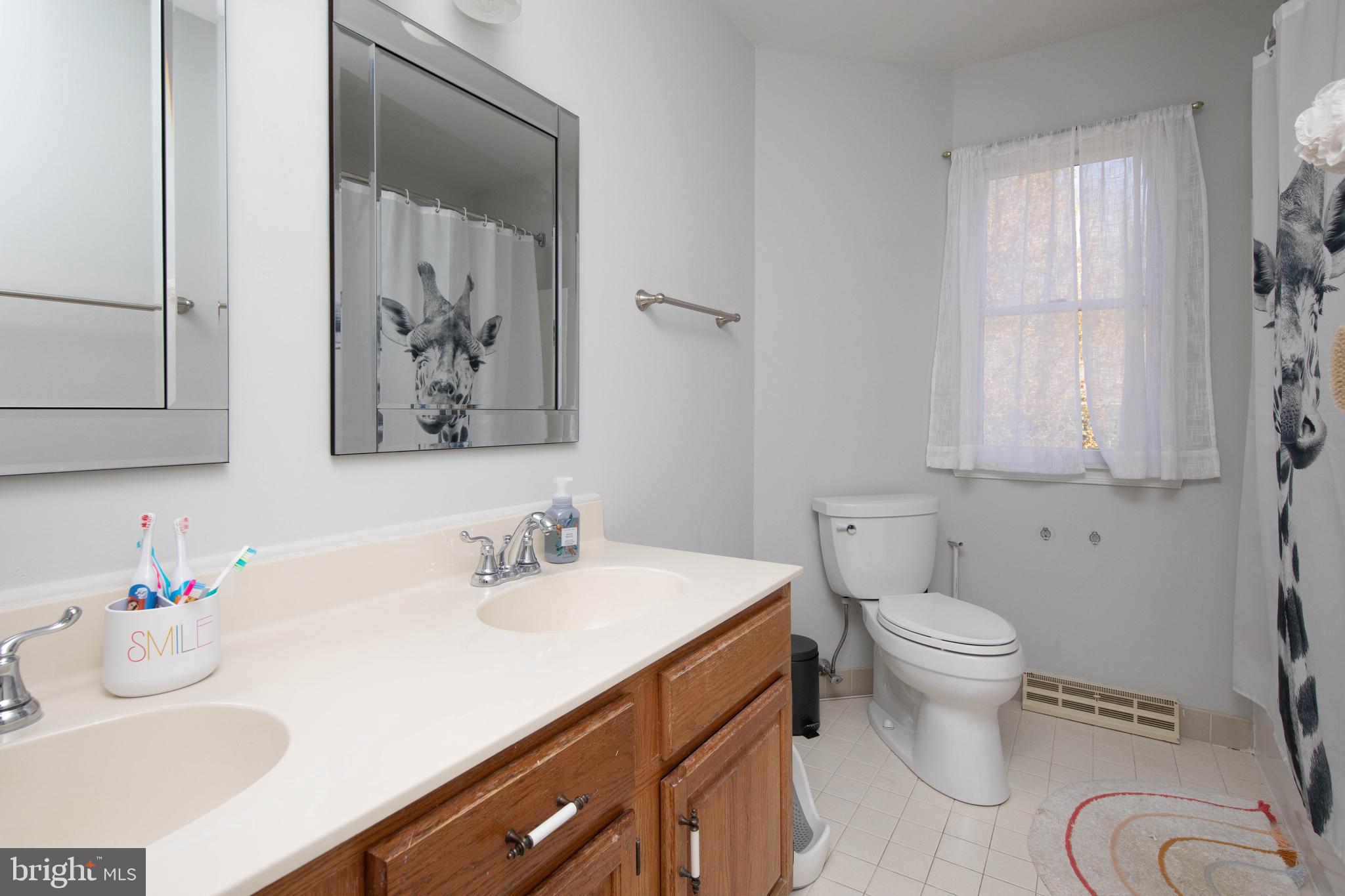 HIDDEN CREEK ESTATES - Residential Lease