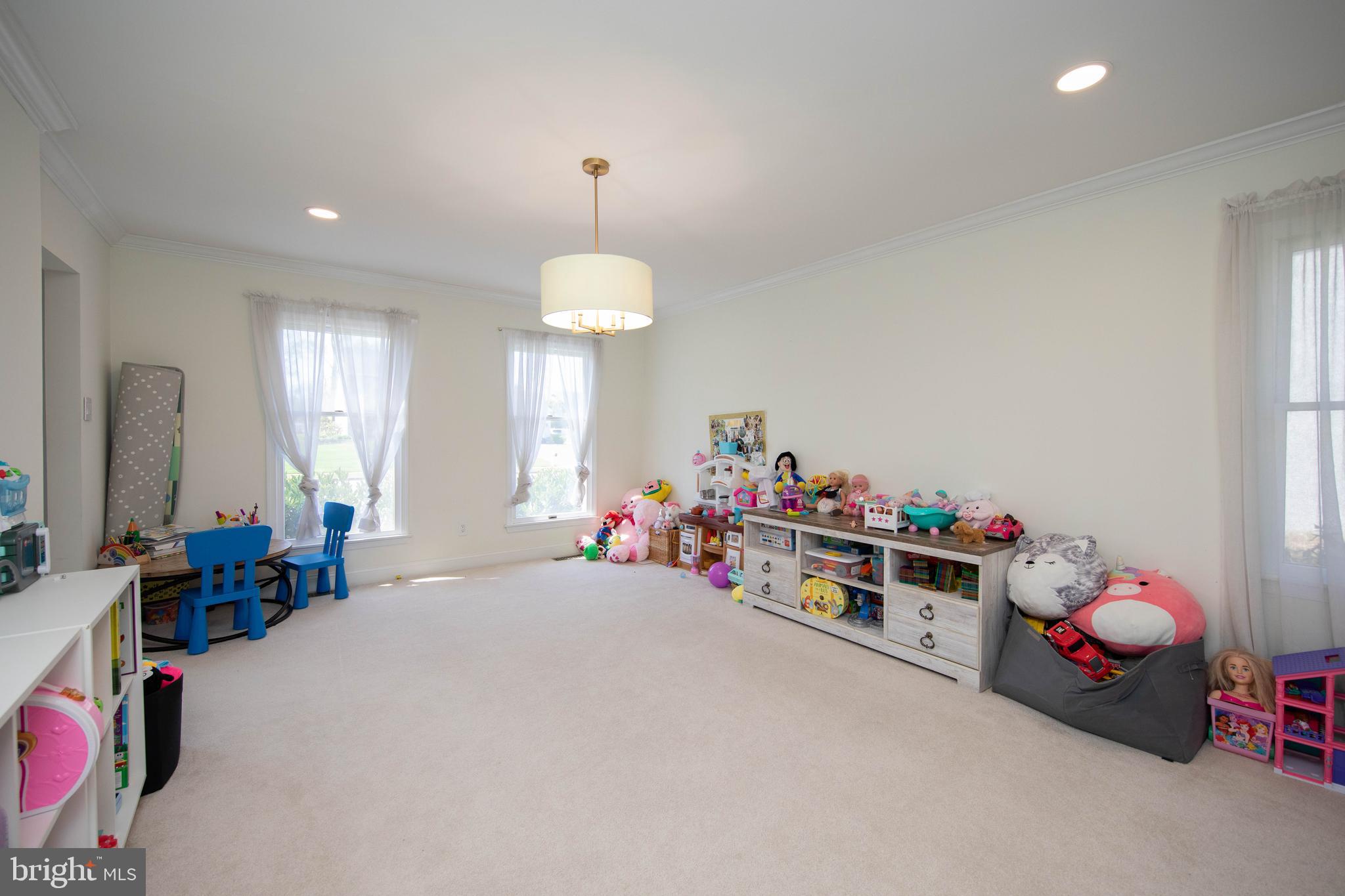 HIDDEN CREEK ESTATES - Residential Lease