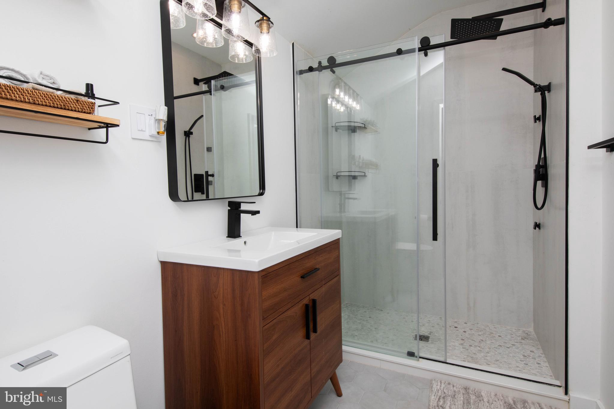 HIDDEN CREEK ESTATES - Residential Lease