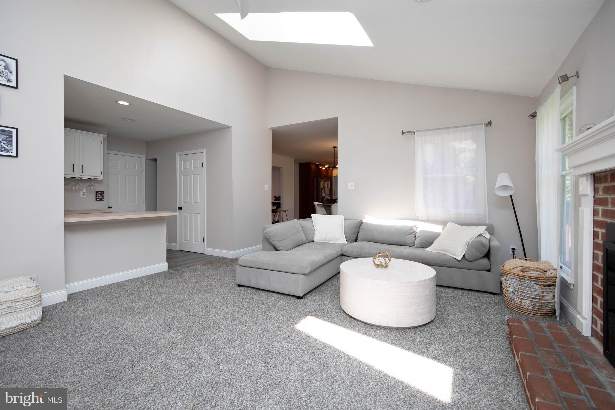 HIDDEN CREEK ESTATES - Residential Lease