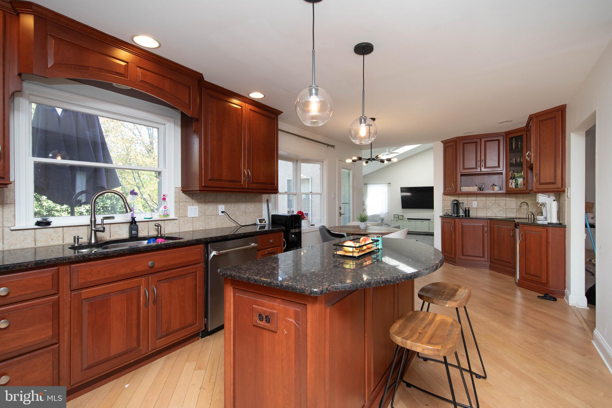 HIDDEN CREEK ESTATES - Residential Lease