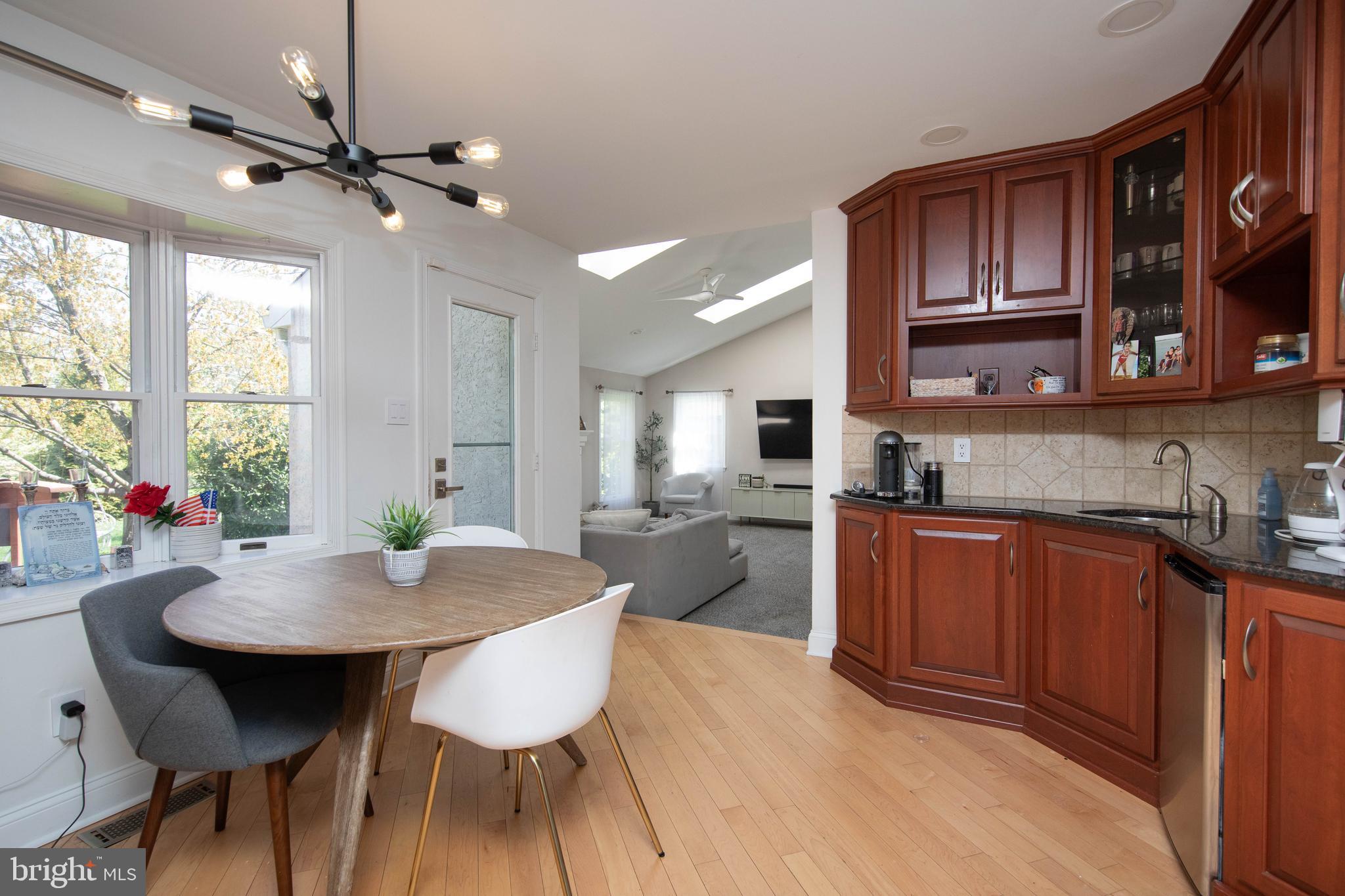 HIDDEN CREEK ESTATES - Residential Lease