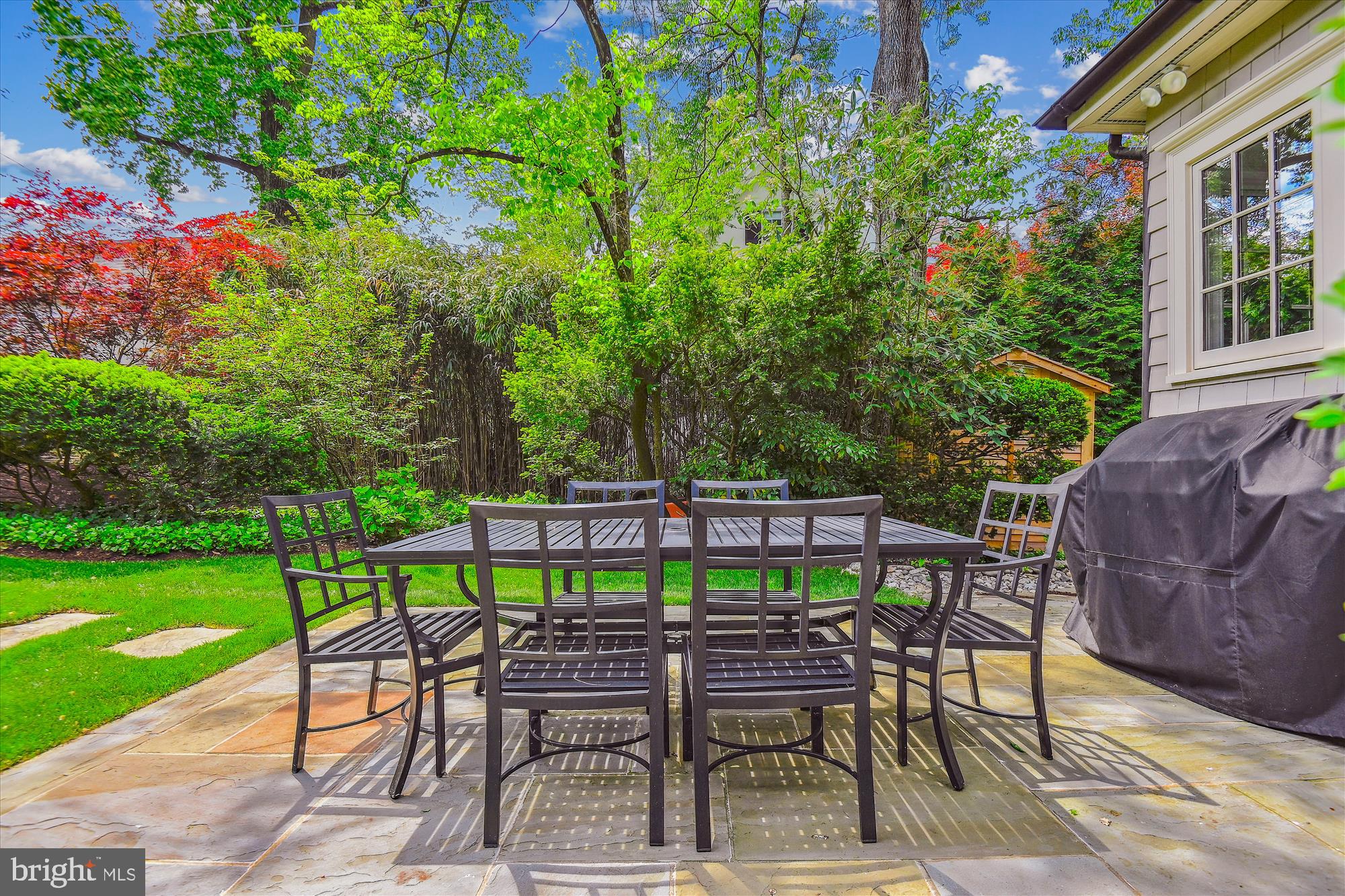 ROLAND PARK - Residential