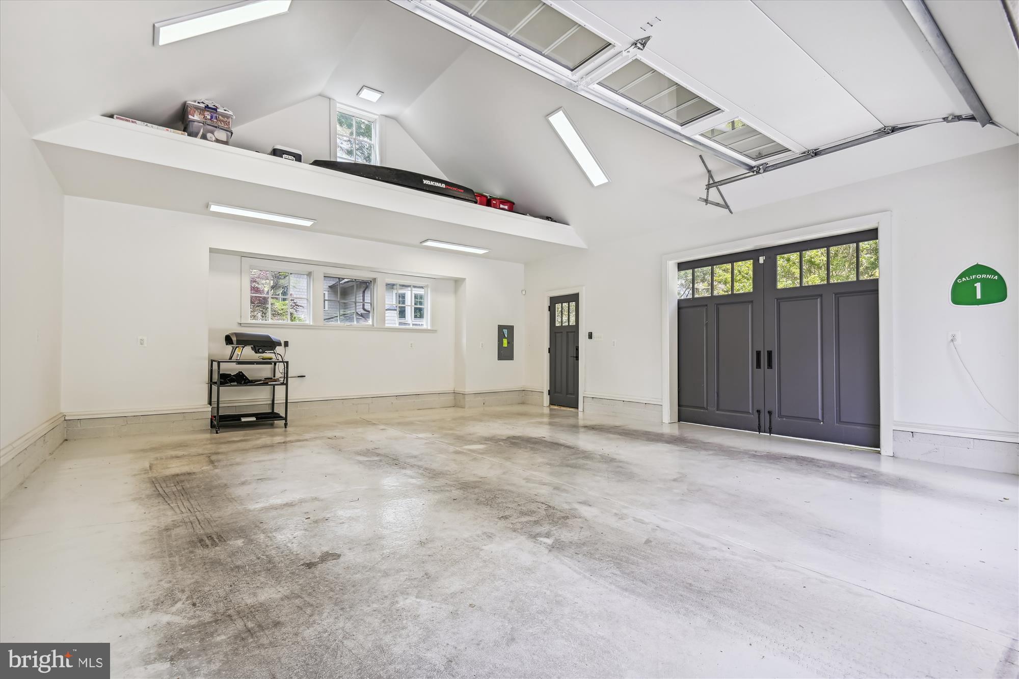 ROLAND PARK - Residential