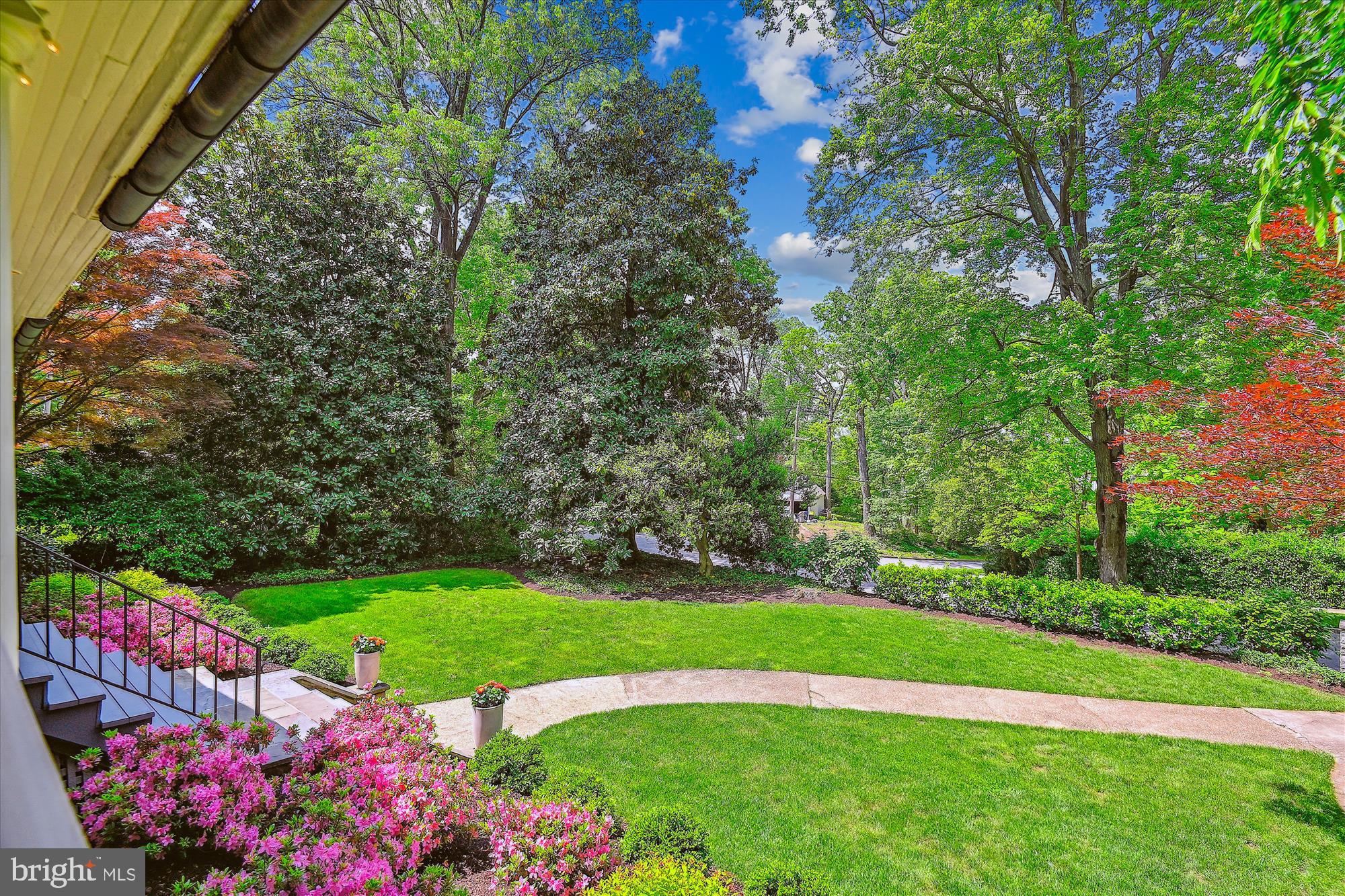 ROLAND PARK - Residential