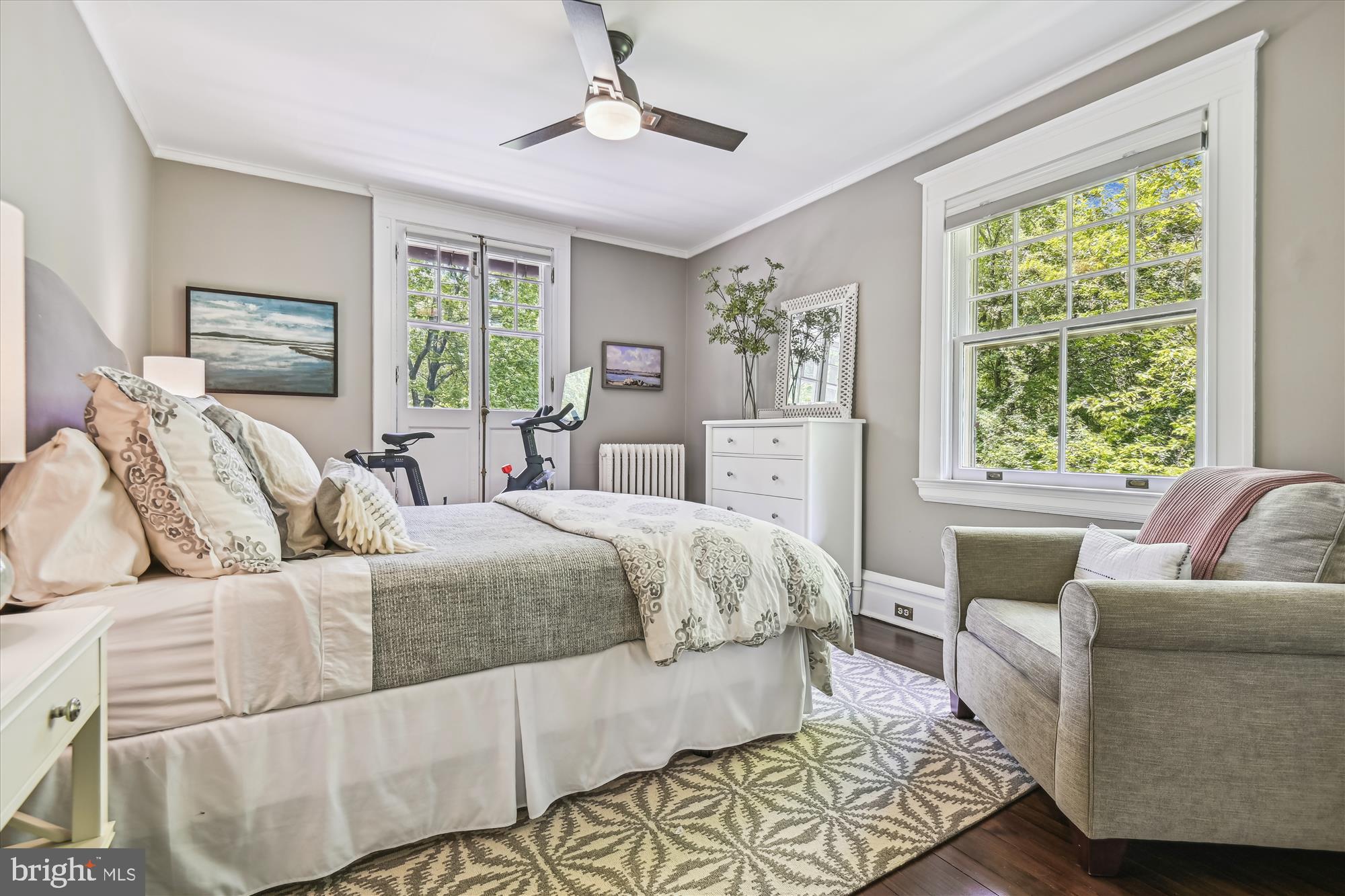 ROLAND PARK - Residential